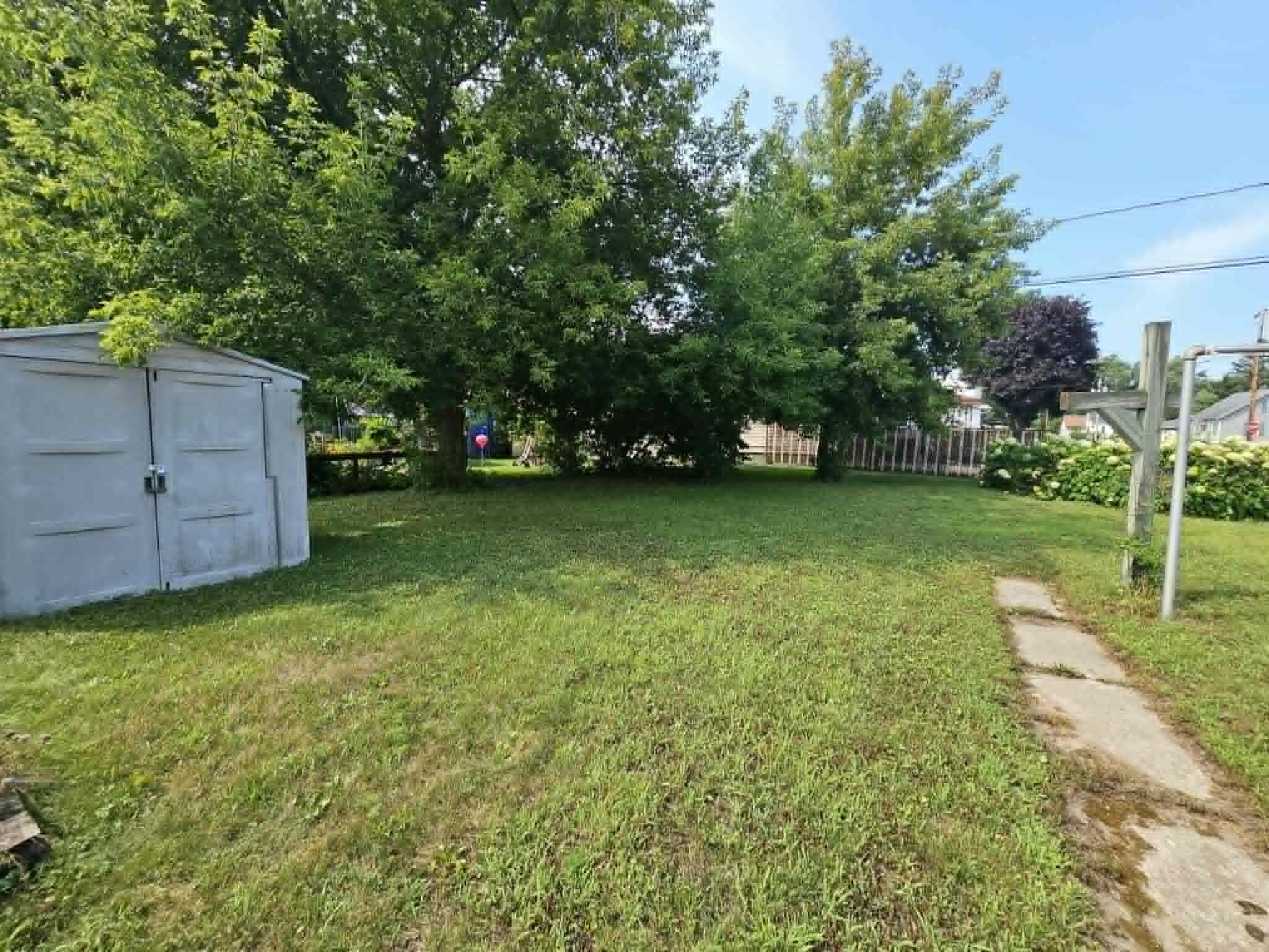 356 Bukolt Avenue Property Photo 20