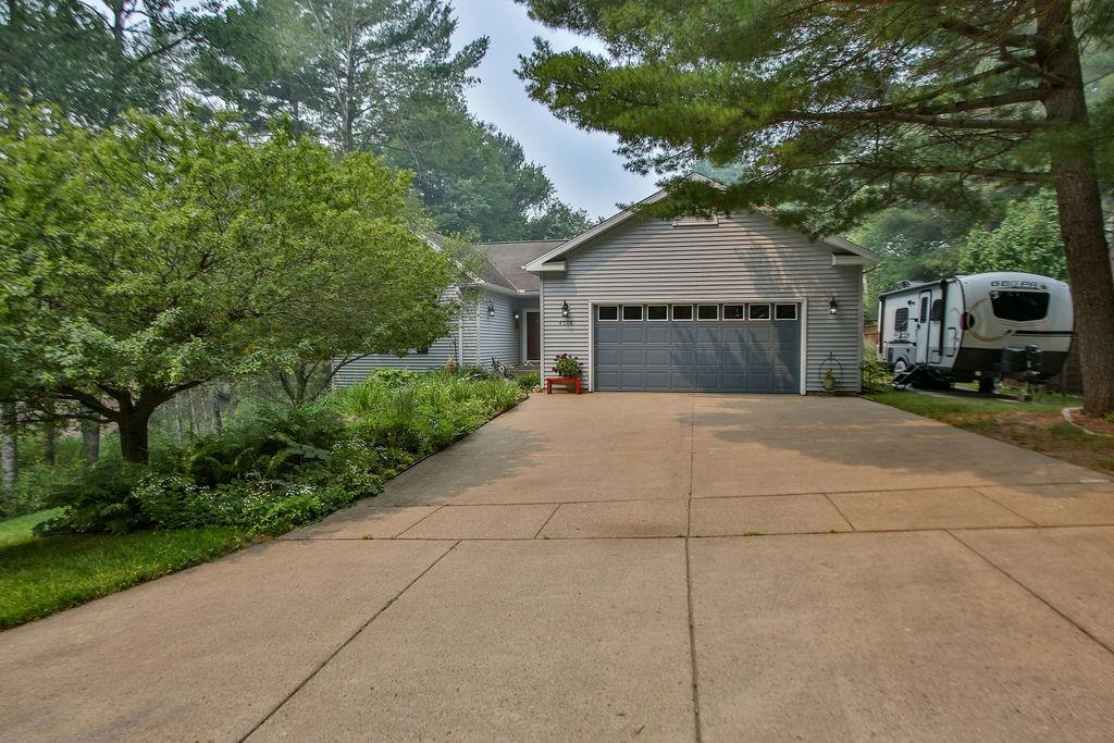 4508 Hilltop Road Property Photo 2
