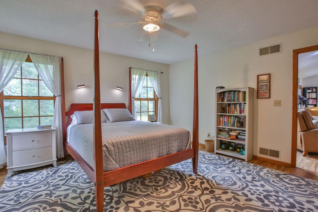 4508 Hilltop Road Property Photo 33