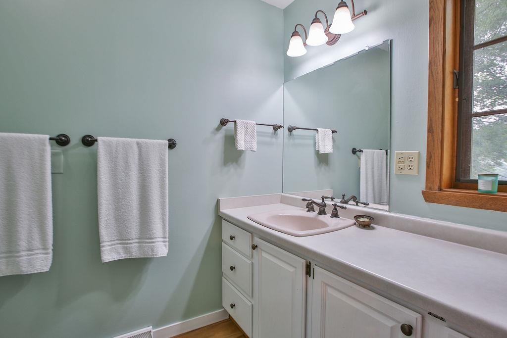 4508 Hilltop Road Property Photo 37