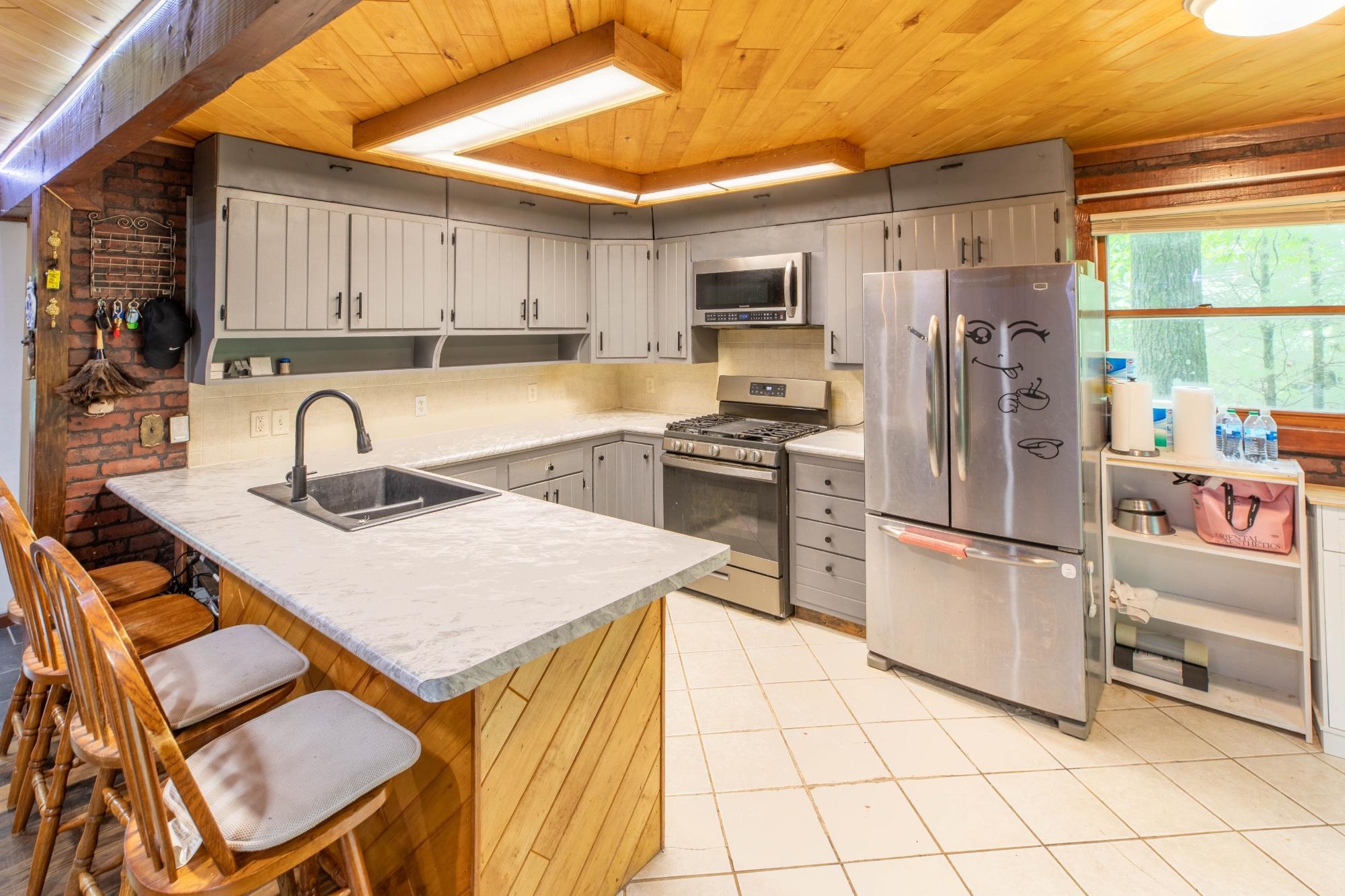 7236 Woodcrest Circle Property Photo 10