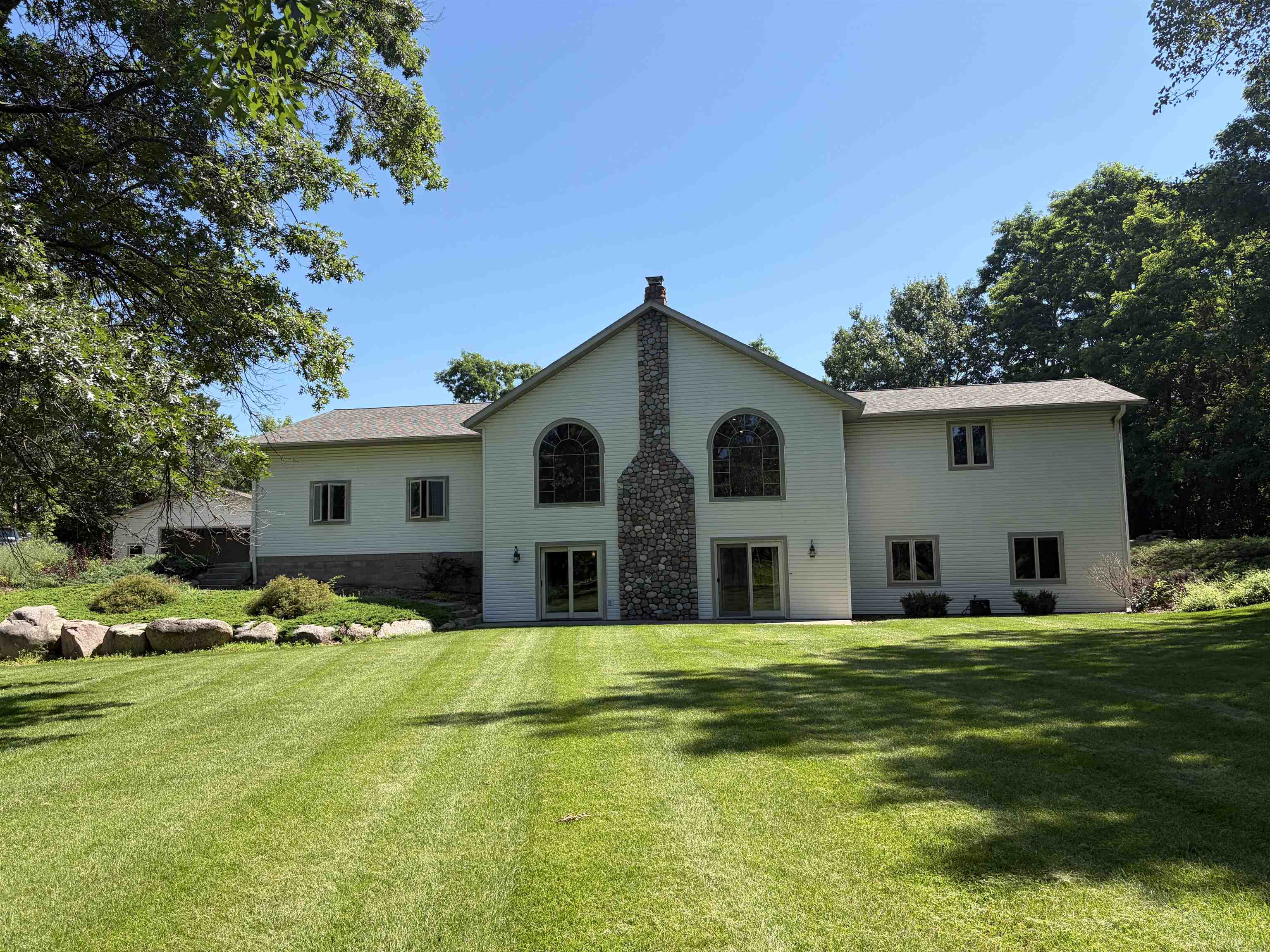 9605 Sumac Circle Property Photo 1