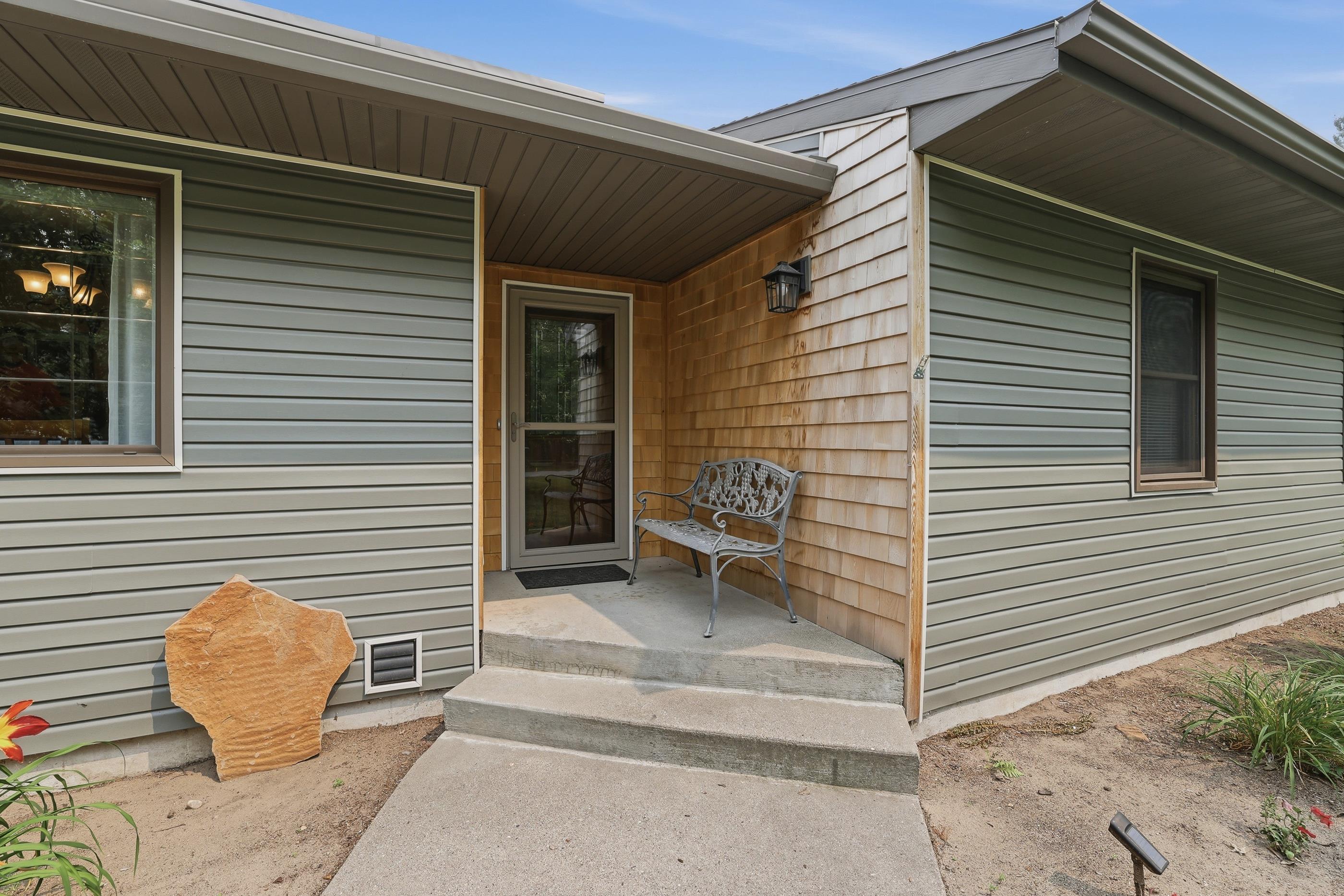 601 Leonard Street Property Photo 7
