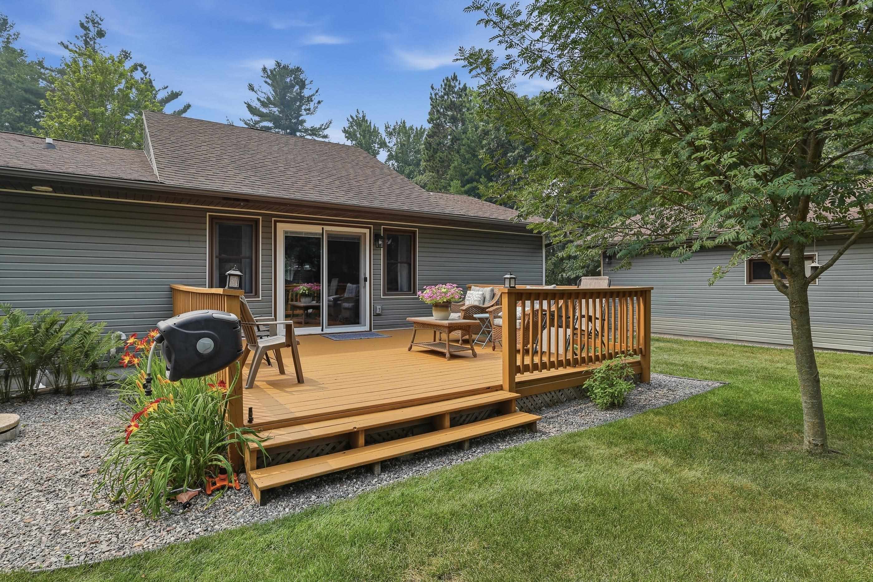601 Leonard Street Property Photo 41