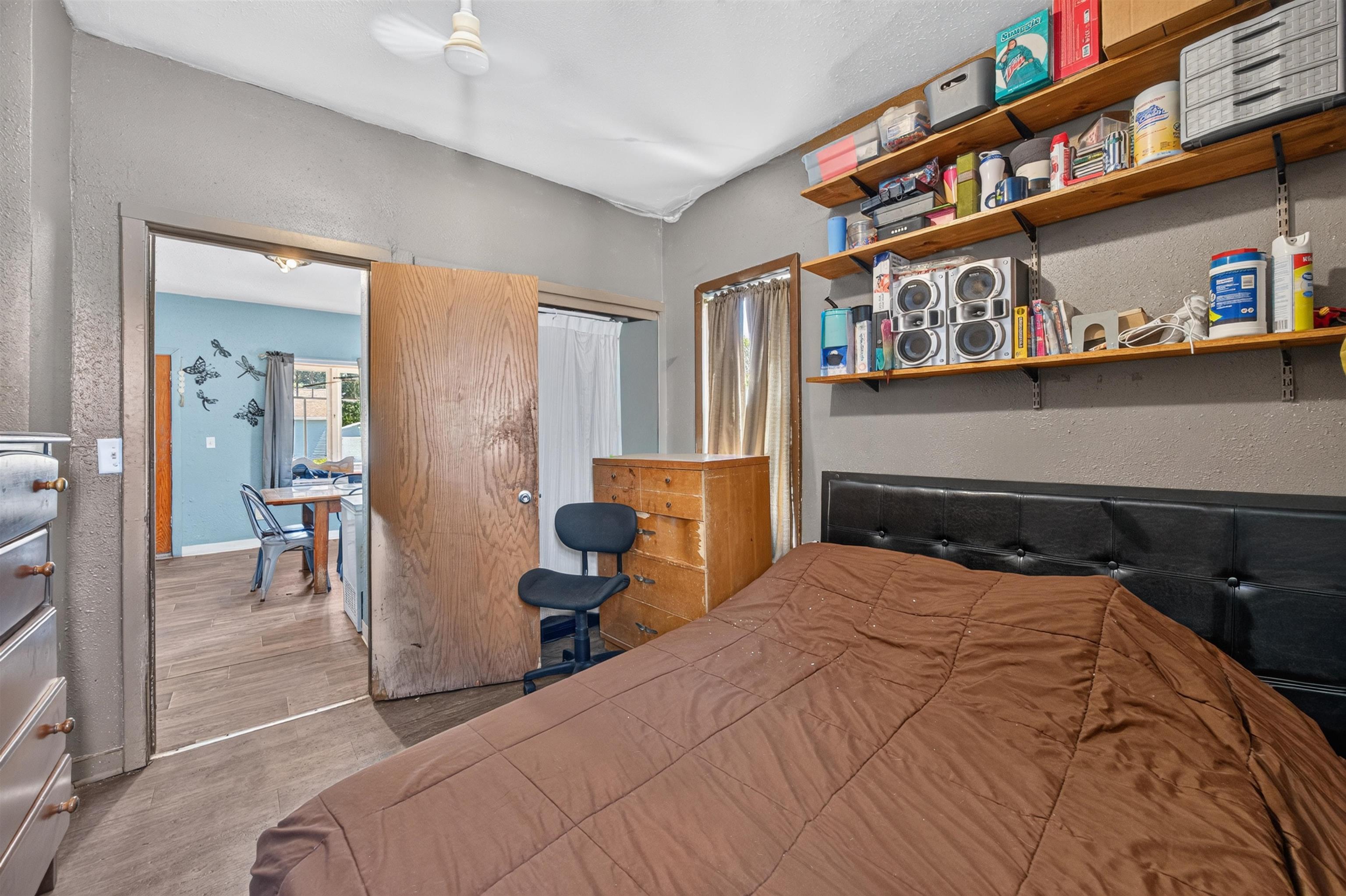 531 N 8th Avenue Property Photo 6