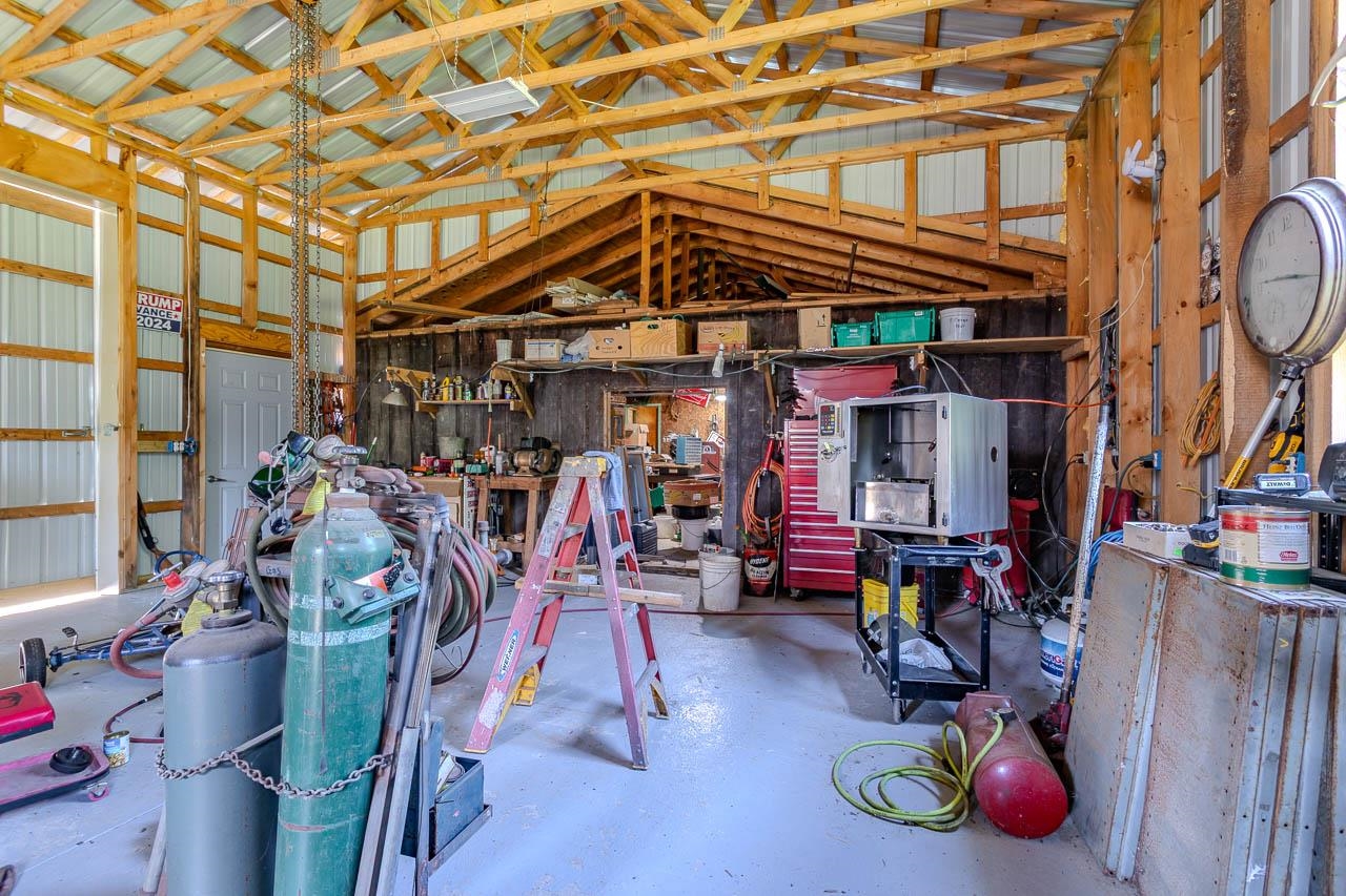 W880 State Highway 73 Property Photo 40