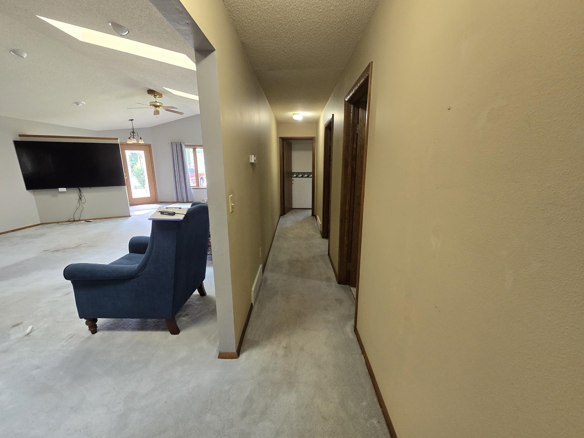 8040 White Pine Drive Property Photo 9