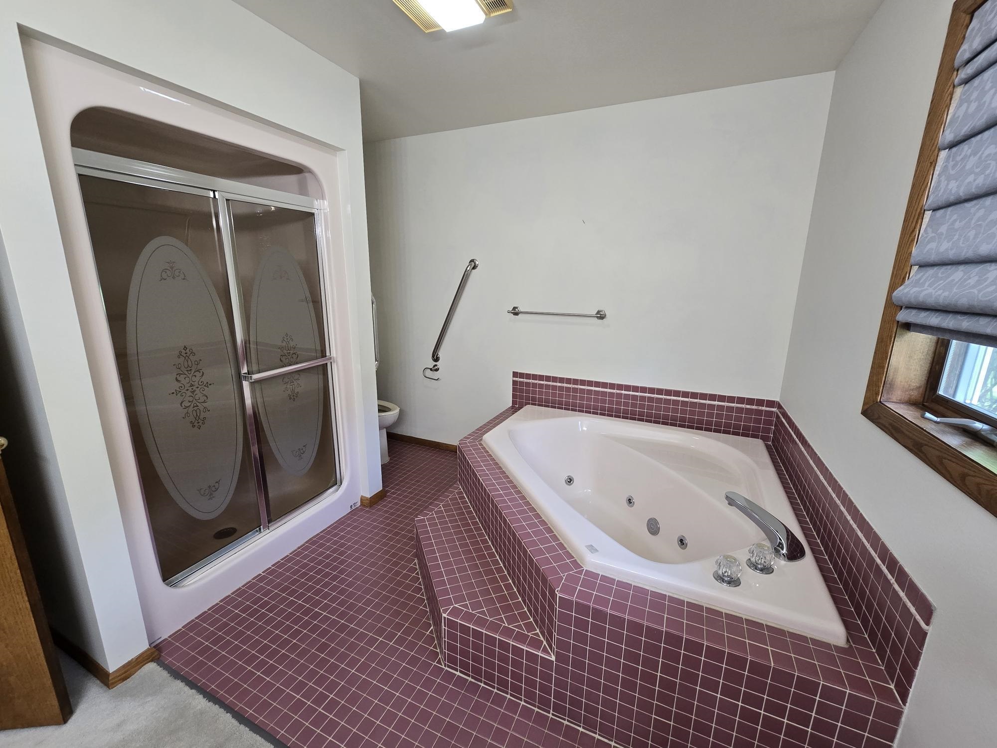 8040 White Pine Drive Property Photo 18