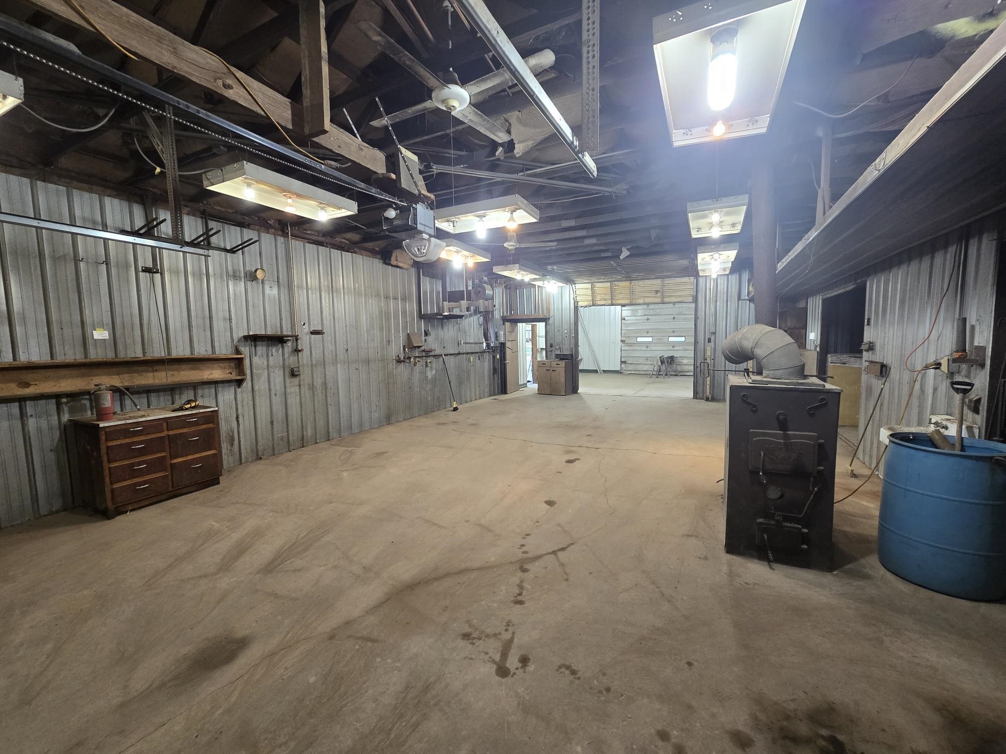 8040 White Pine Drive Property Photo 39