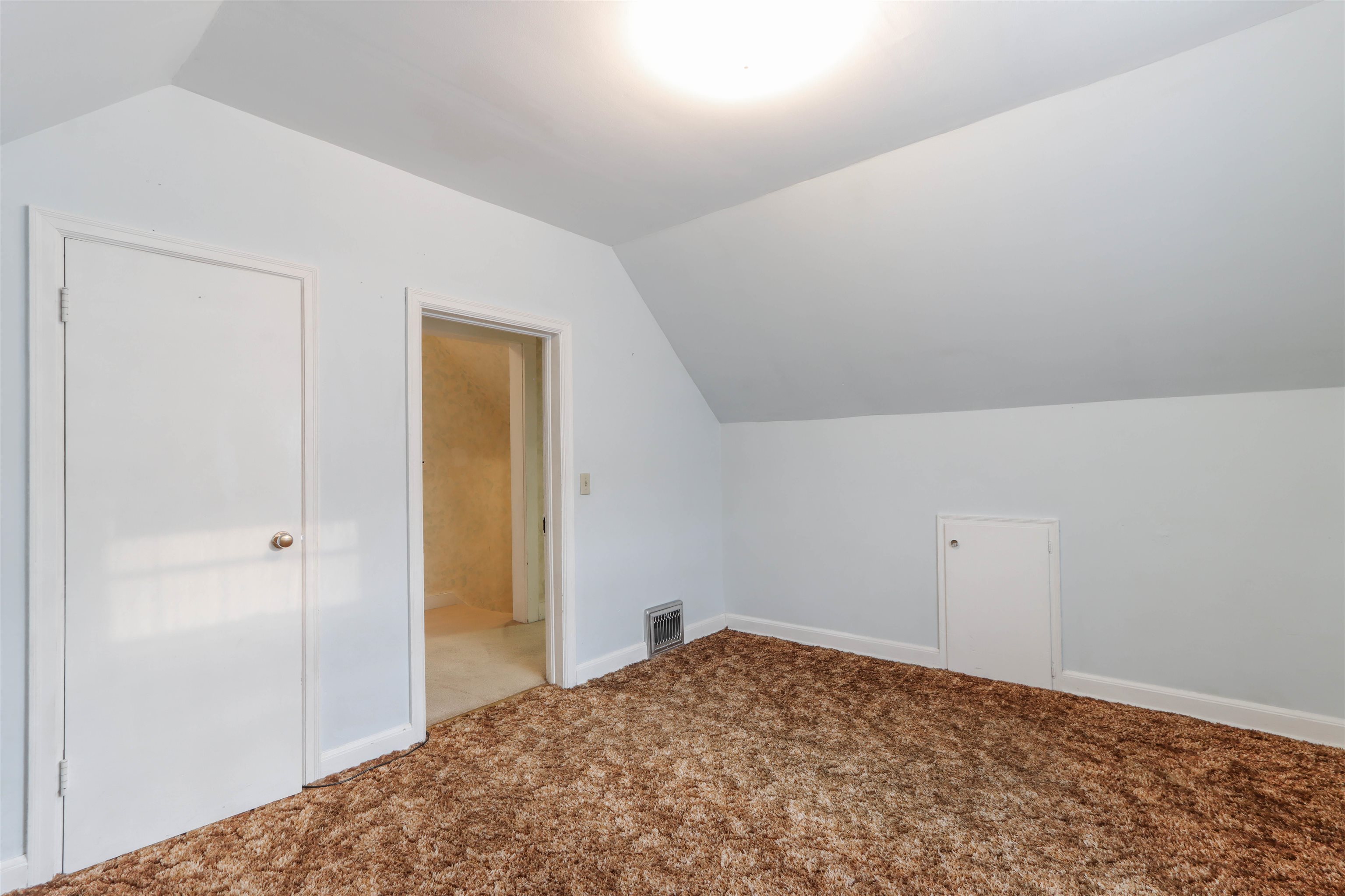 202 2nd Street East Property Photo 32