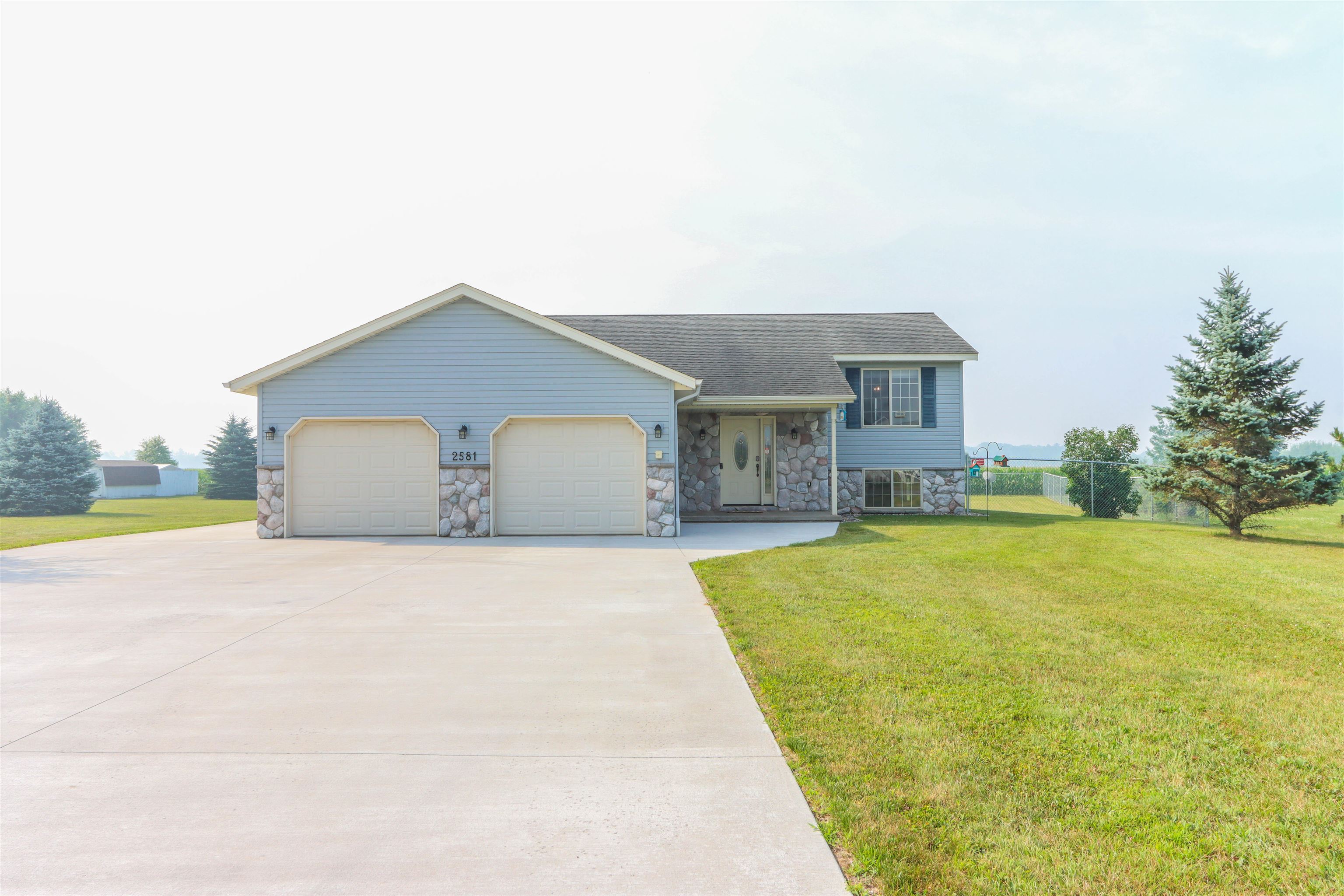 2581 GOLDEN EAGLE ROAD Property Photo 1