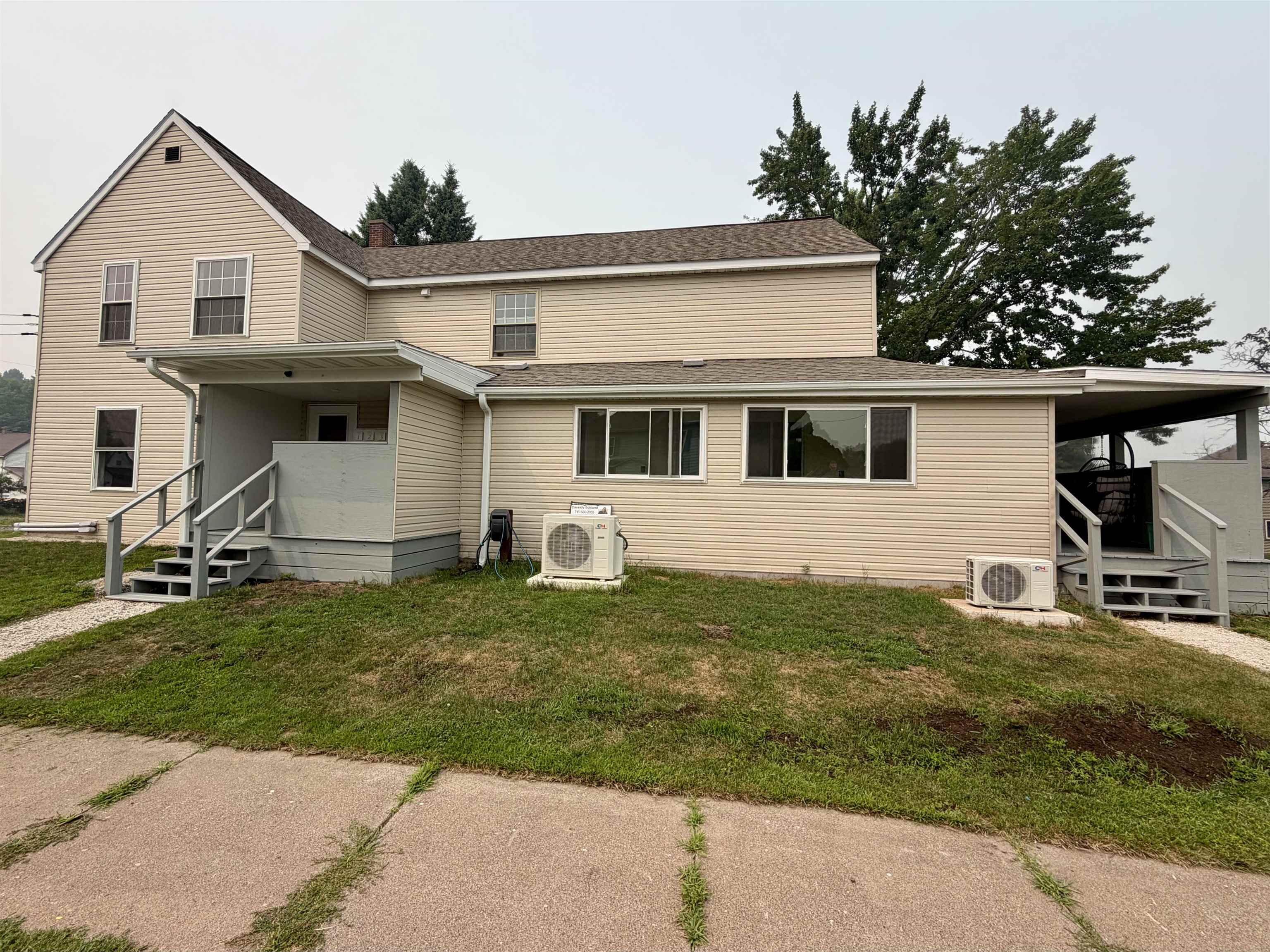 214 7th Street North Property Photo 2