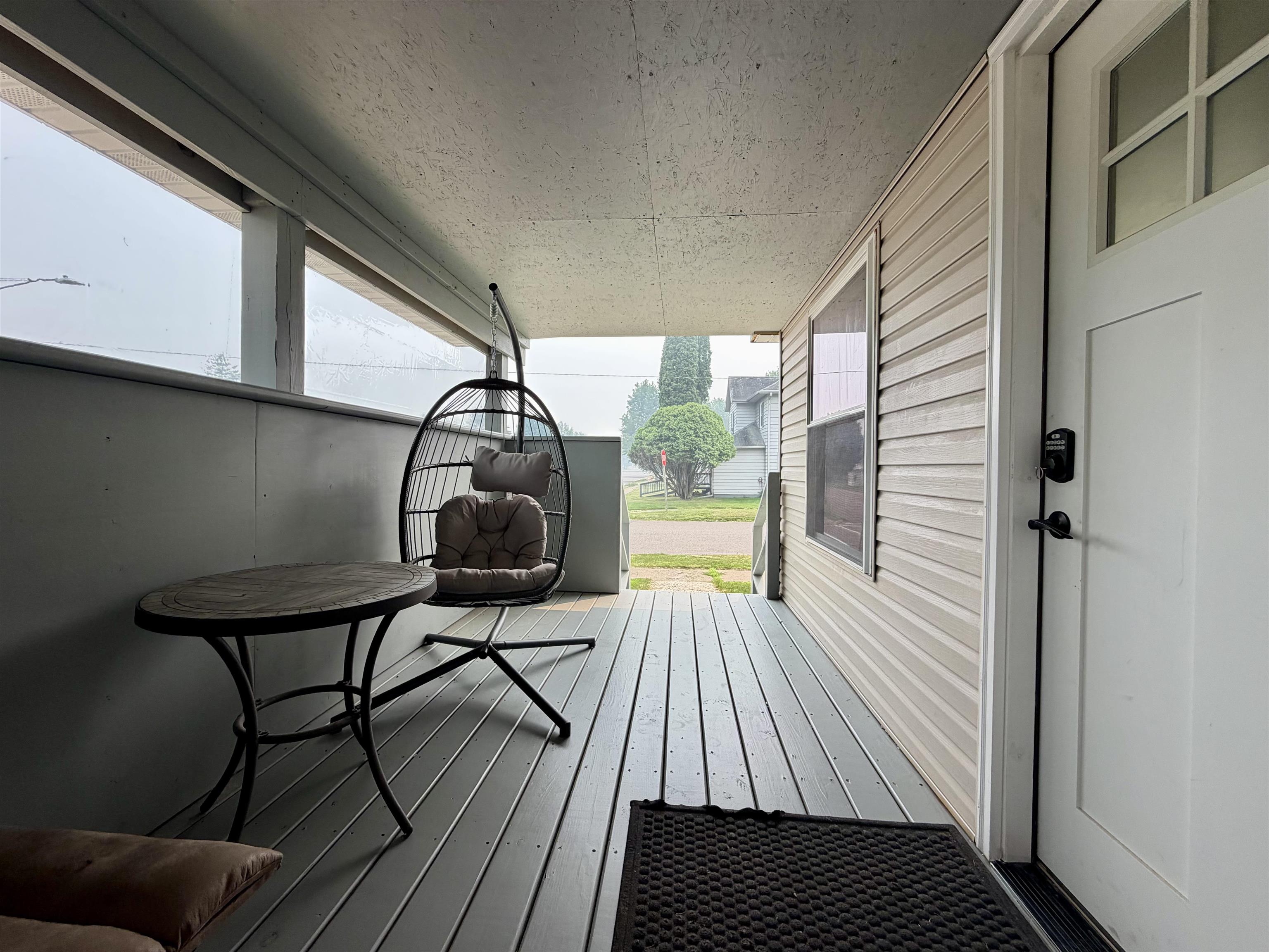 214 7th Street North Property Photo 4