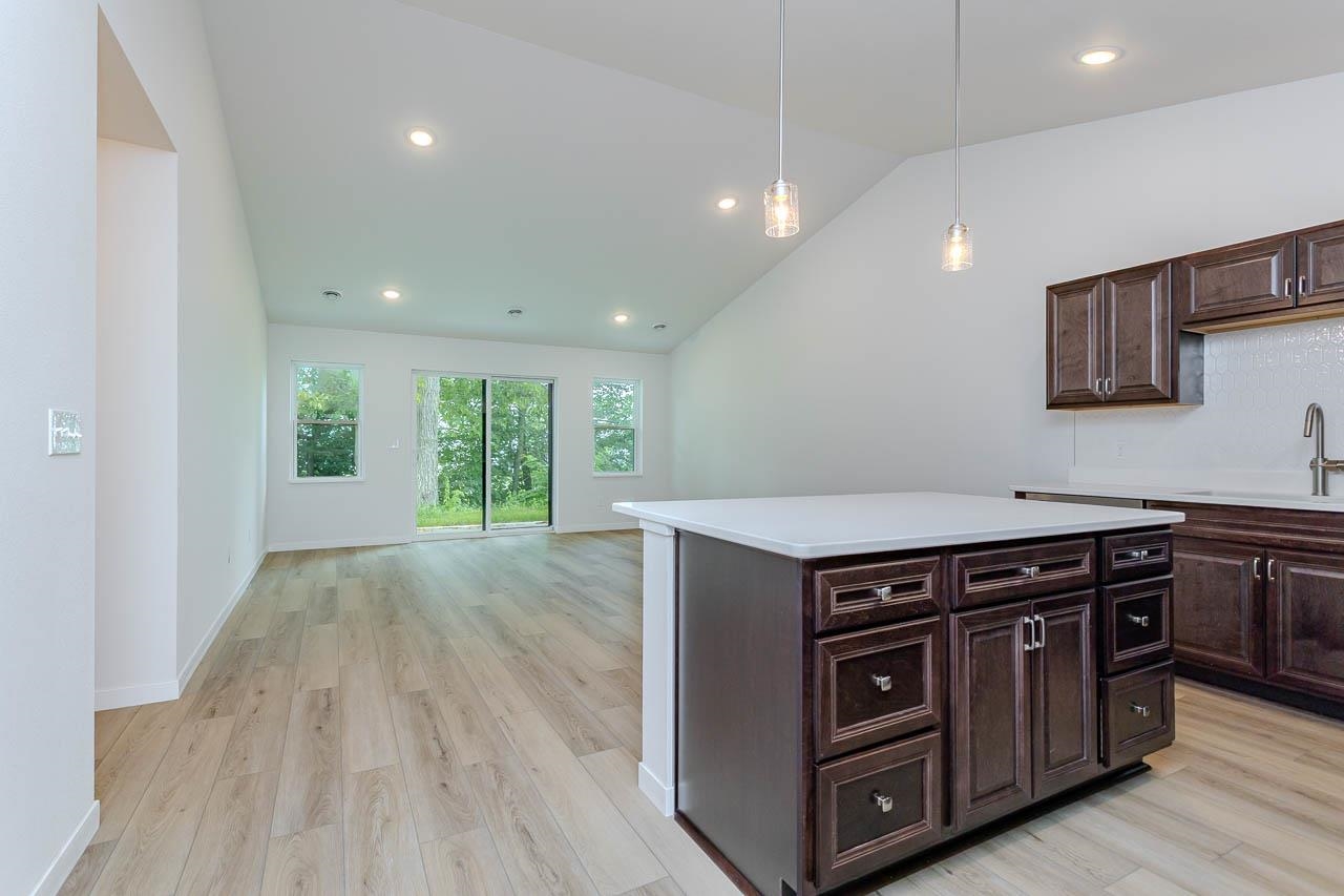 1396 Park Drive Property Photo 8