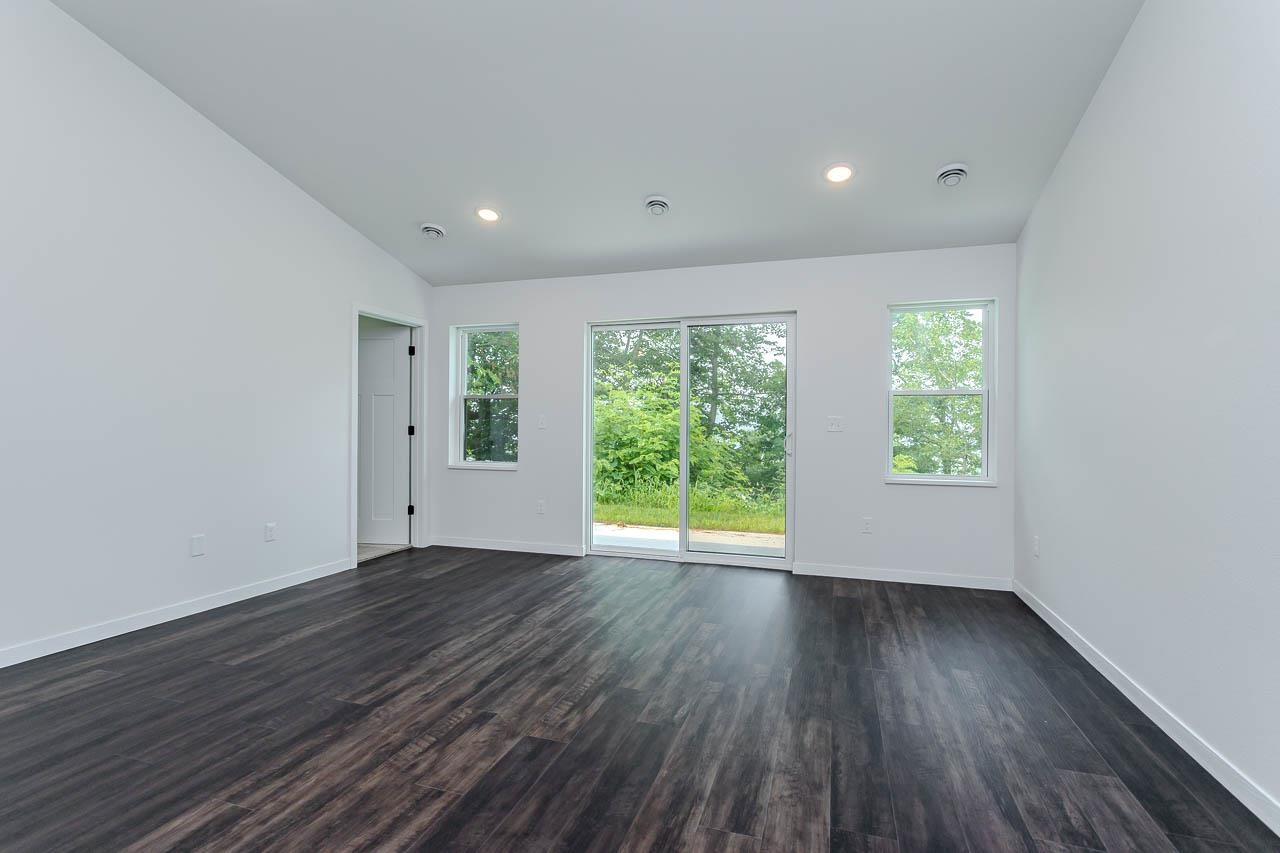 1394 Park Drive Property Photo 12