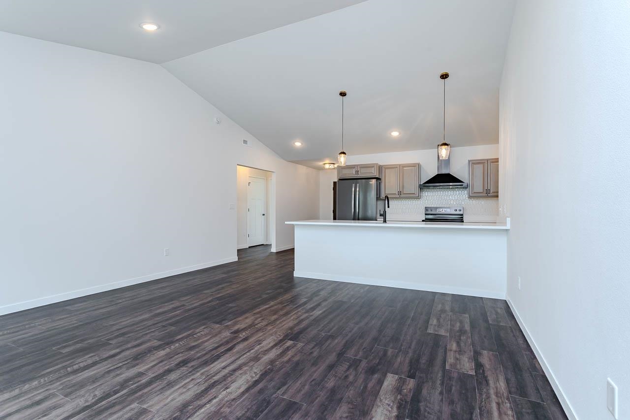 1394 Park Drive Property Photo 15