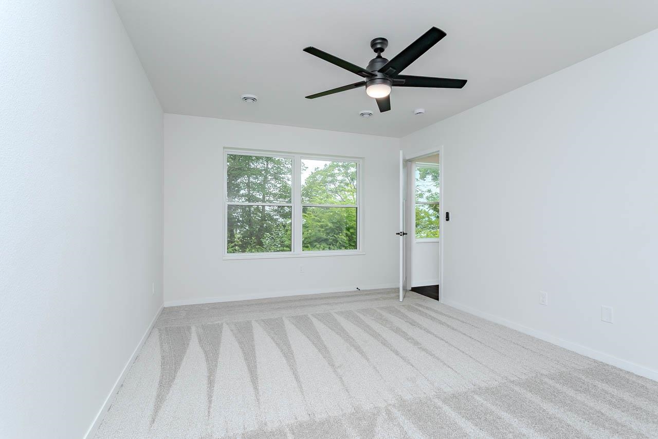 1394 Park Drive Property Photo 18