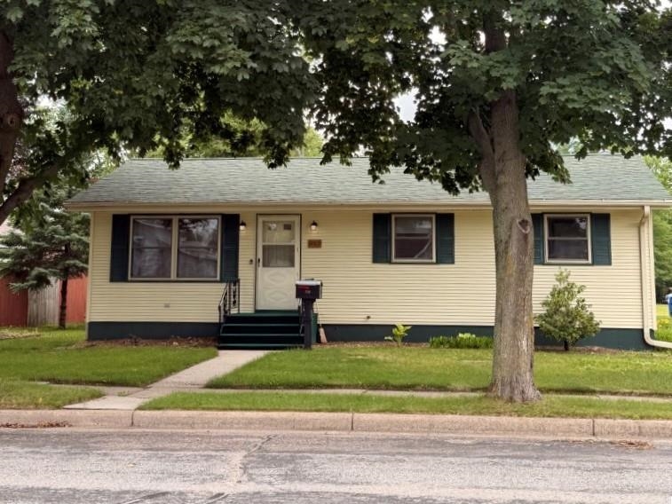 708 7th Street Property Photo 2