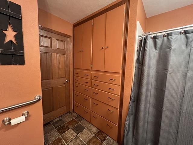 541 Glenwood Heights Property Photo 16