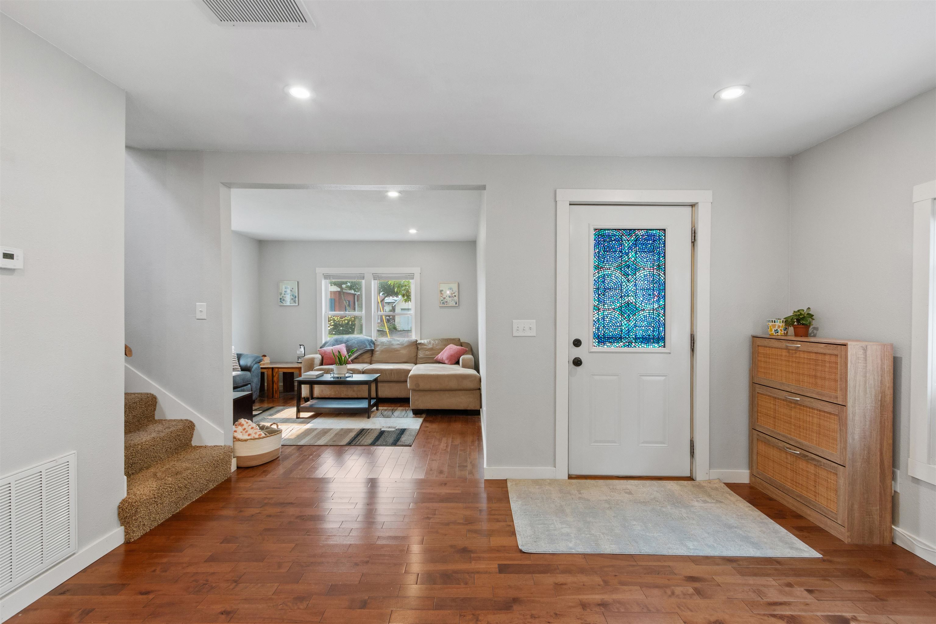 1808 Ellis Street Property Photo 4
