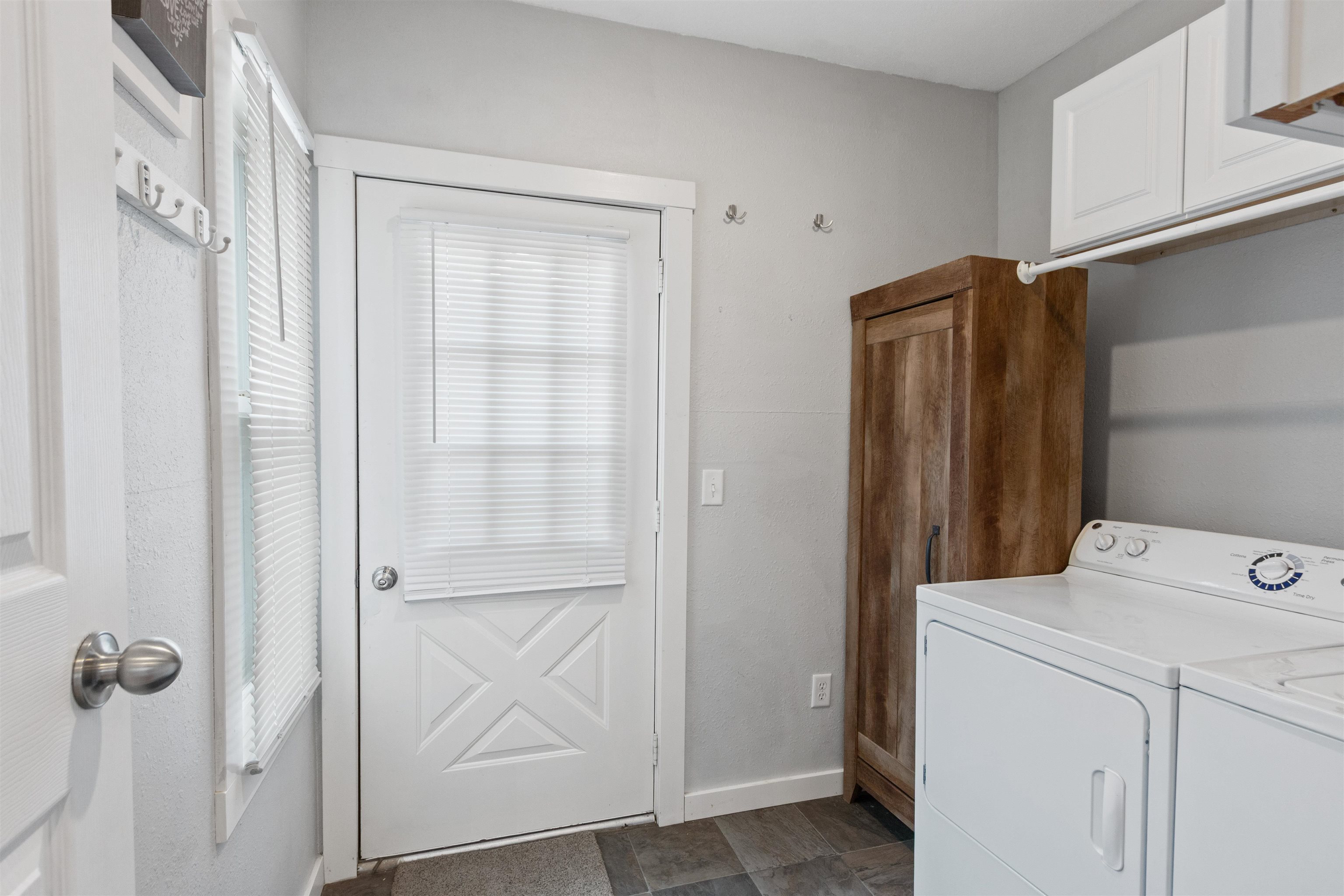 1808 Ellis Street Property Photo 11