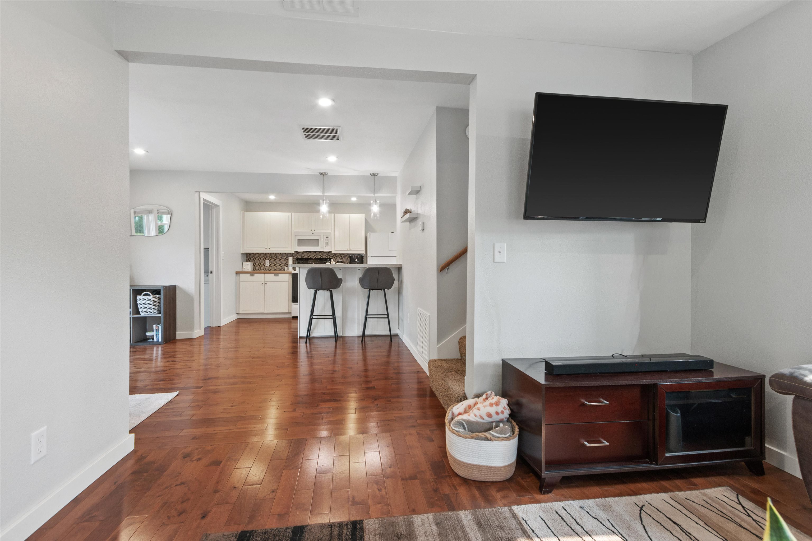 1808 Ellis Street Property Photo 14