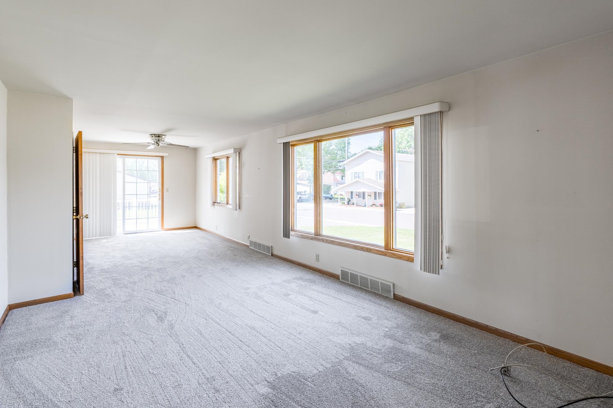 507 E 5th Street Property Photo 12