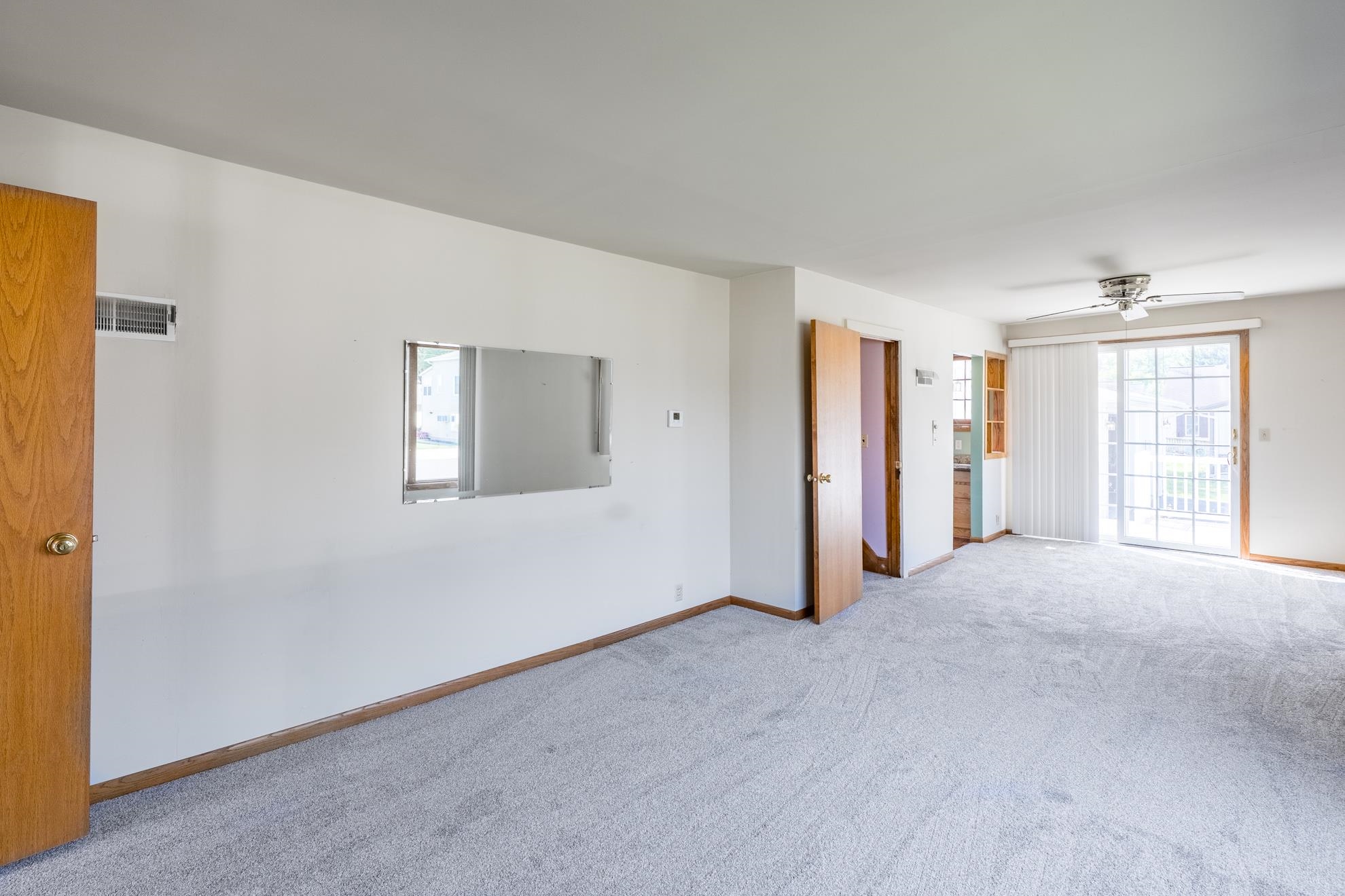 507 E 5th Street Property Photo 13
