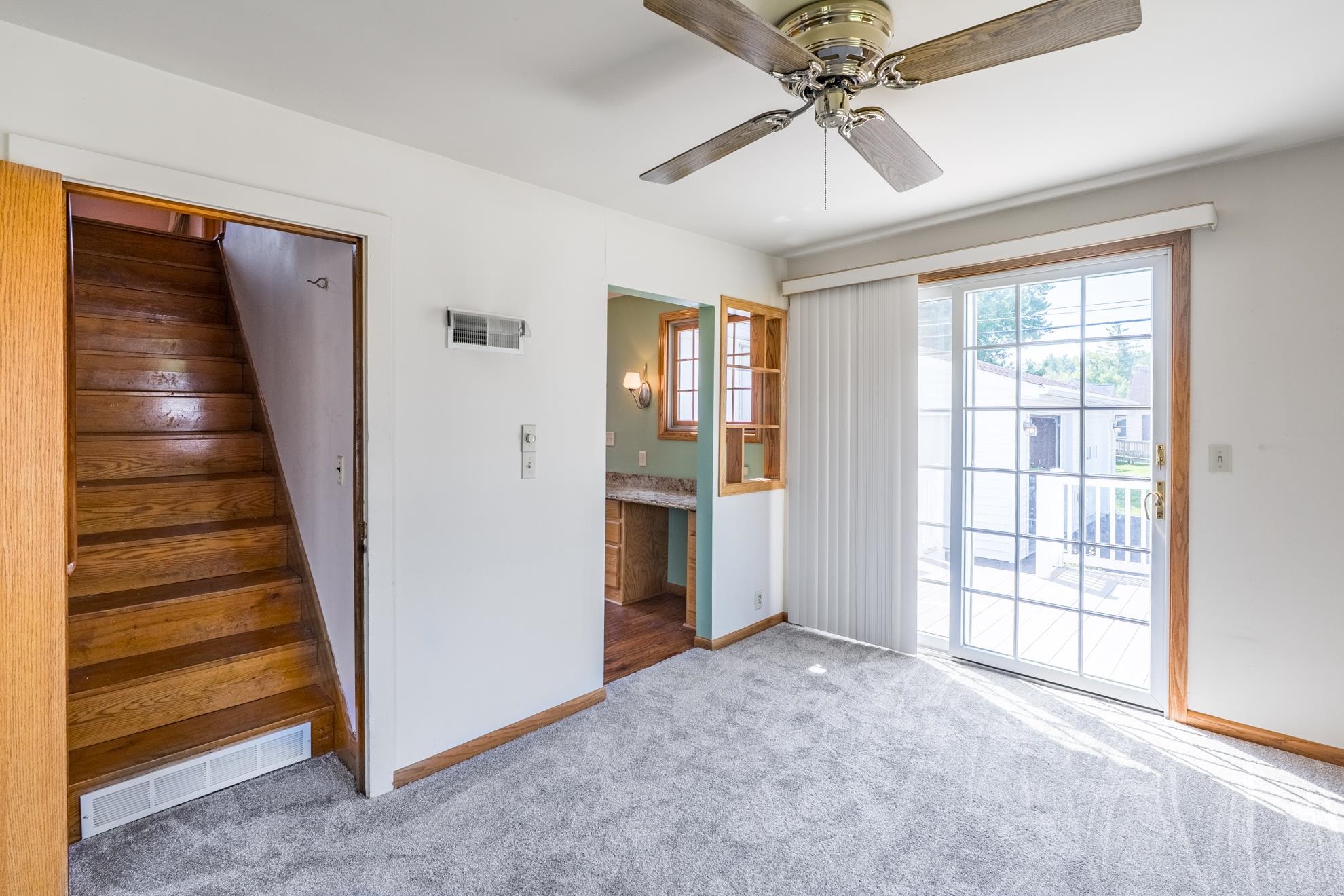 507 E 5th Street Property Photo 14