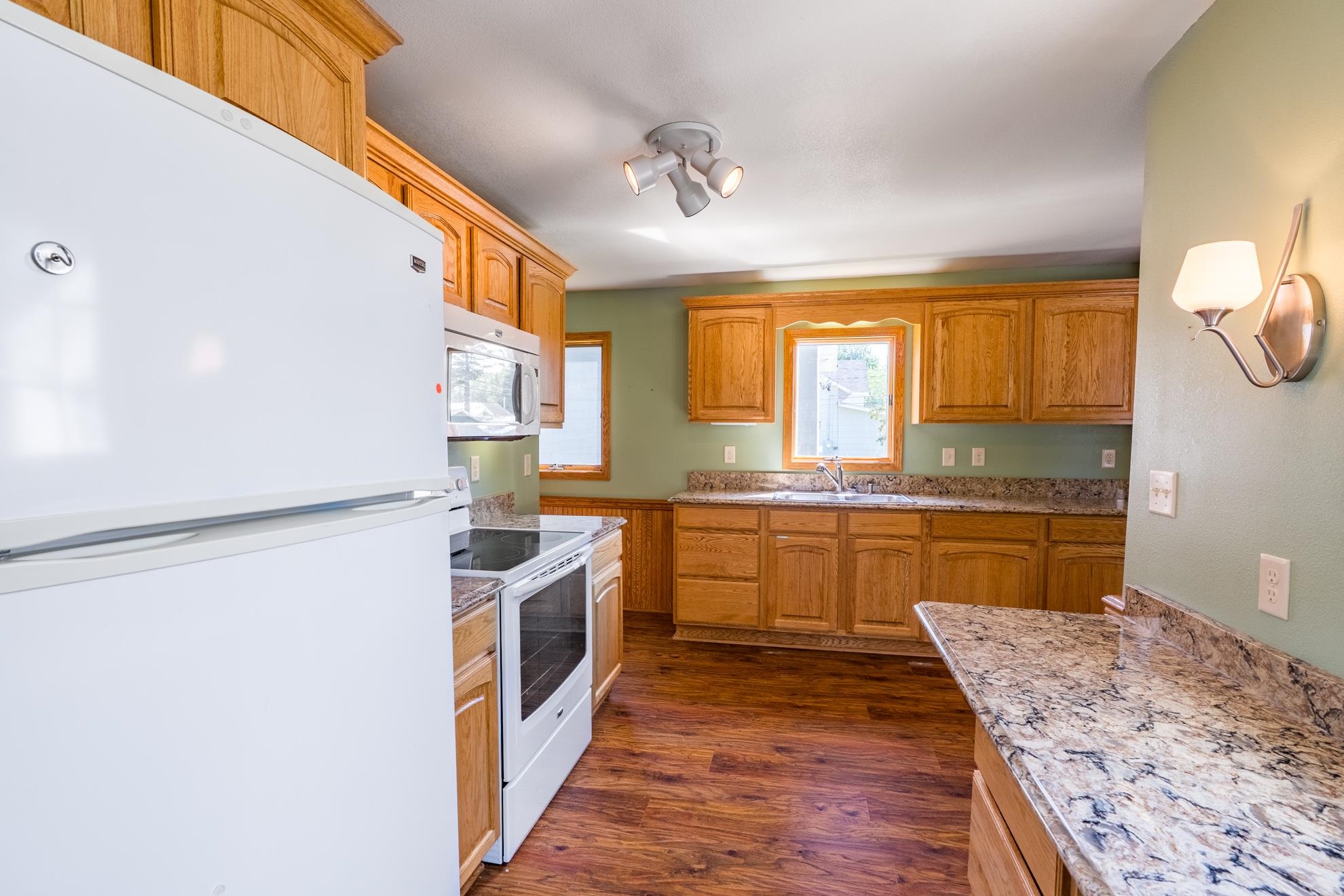 507 E 5th Street Property Photo 16