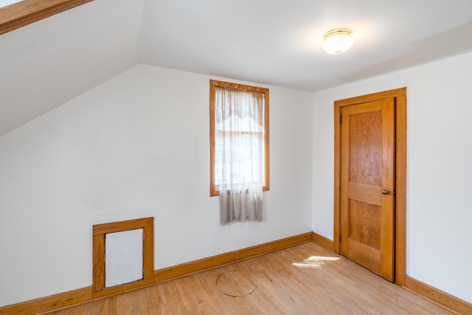 507 E 5th Street Property Photo 28