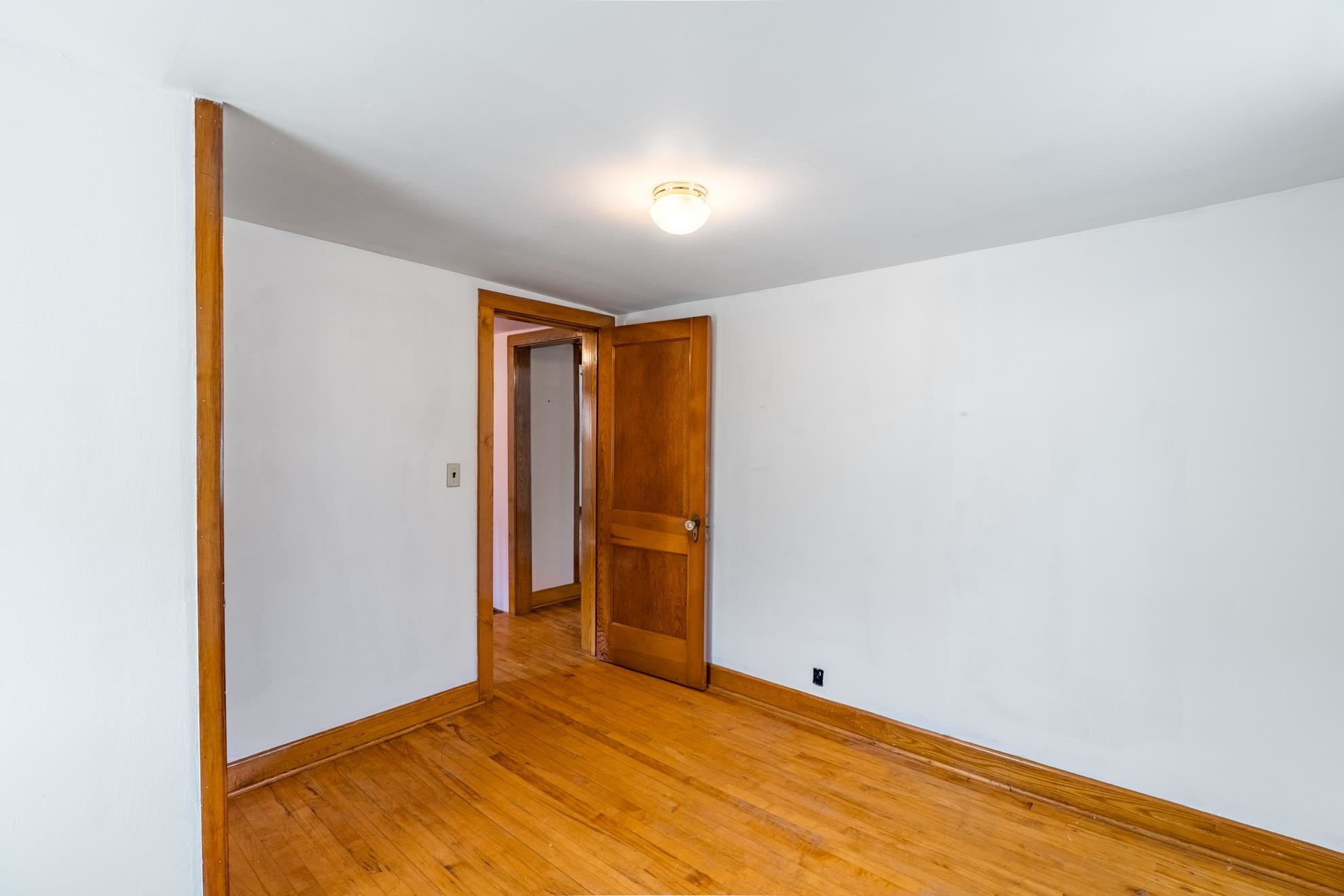 507 E 5th Street Property Photo 31