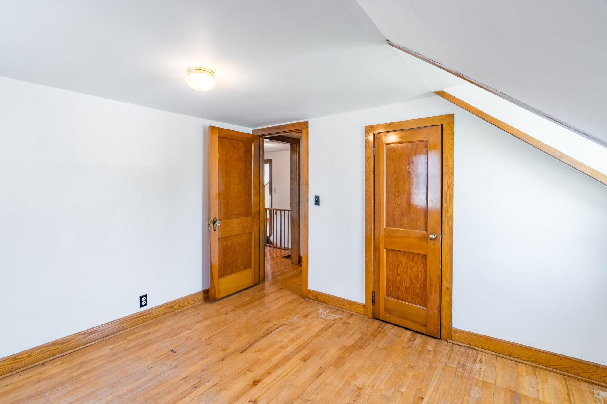 507 E 5th Street Property Photo 33