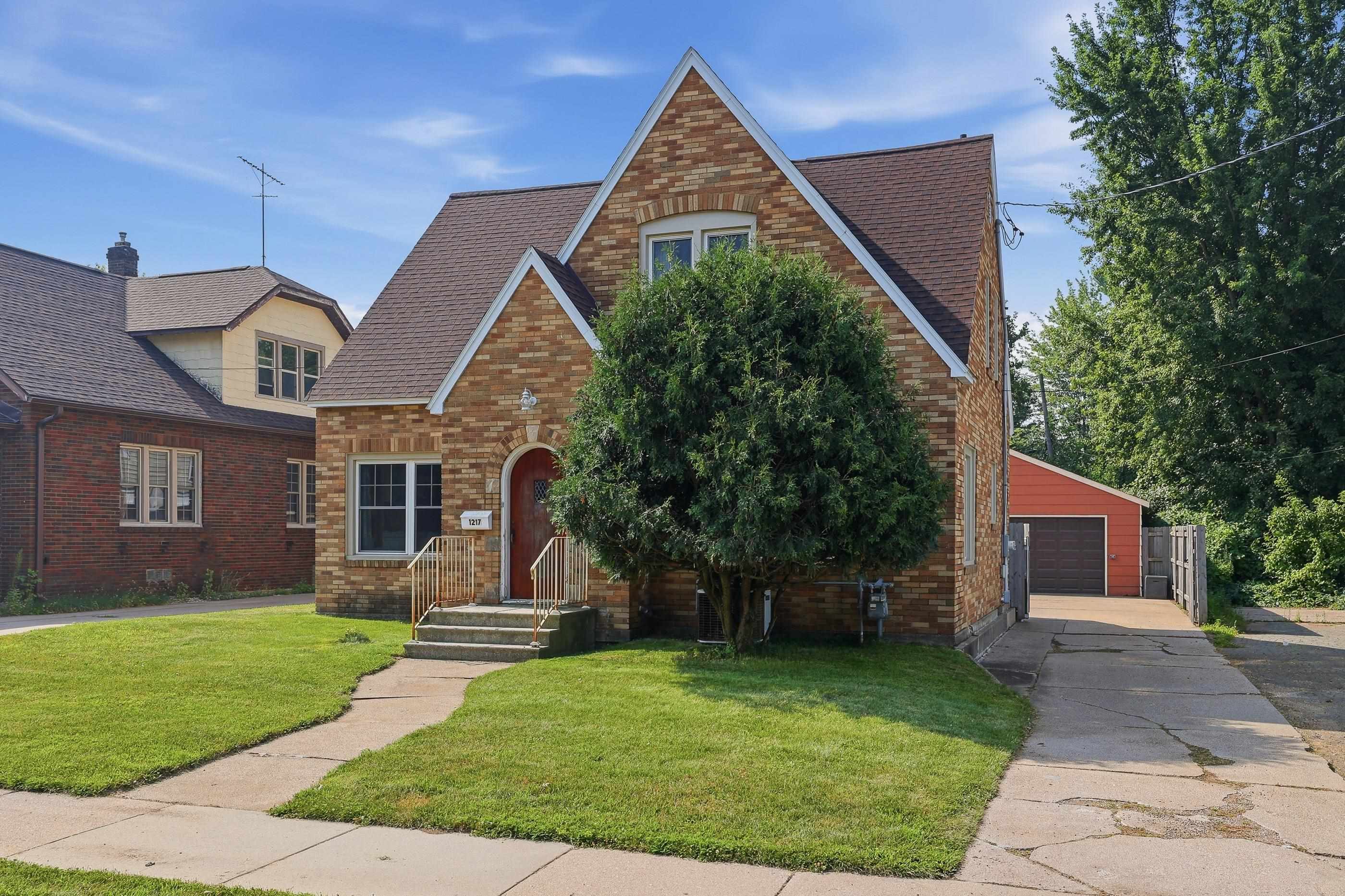 1217 Franklin Street Property Photo 3