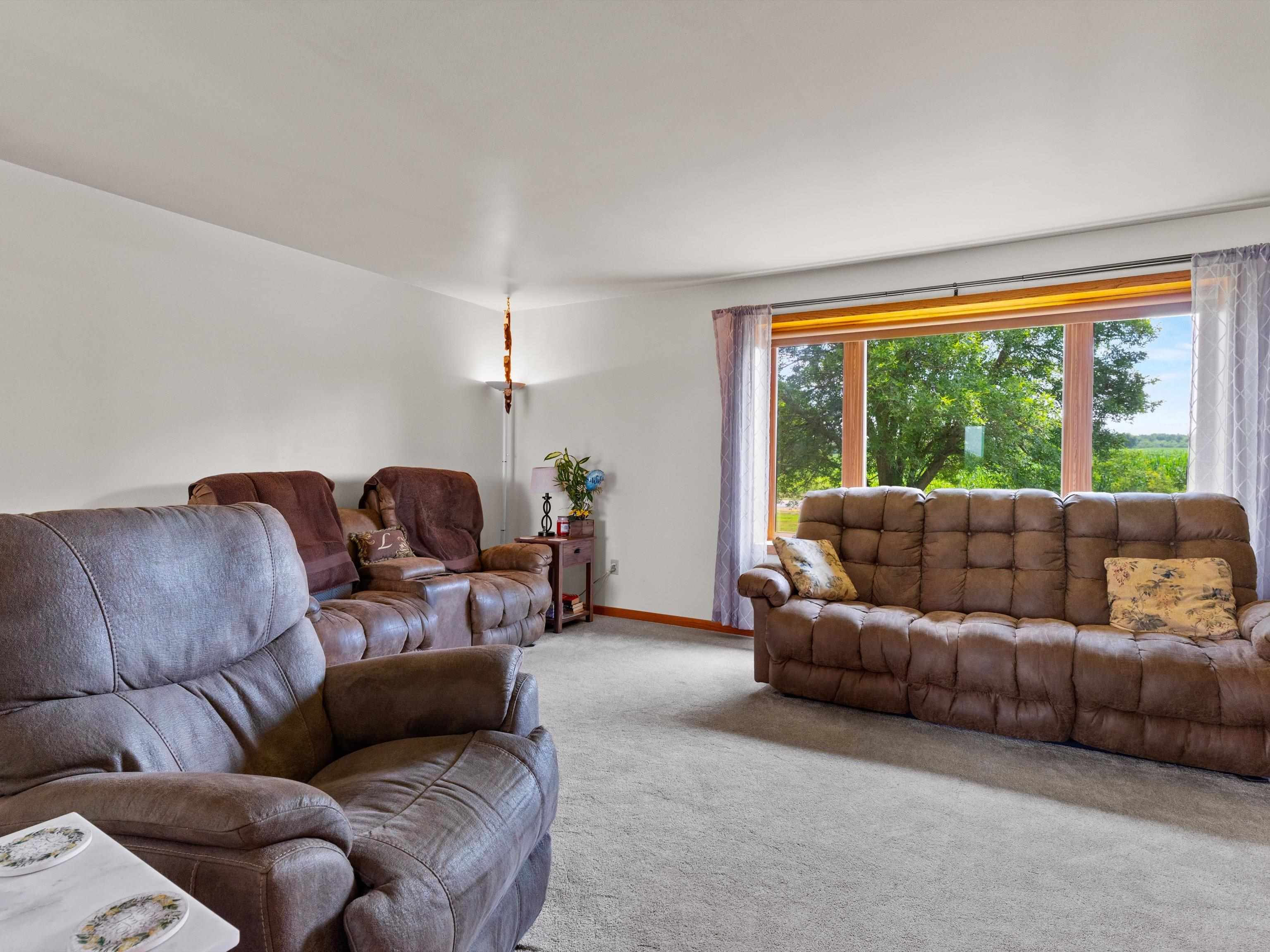 7590 County Road Y Property Photo 16