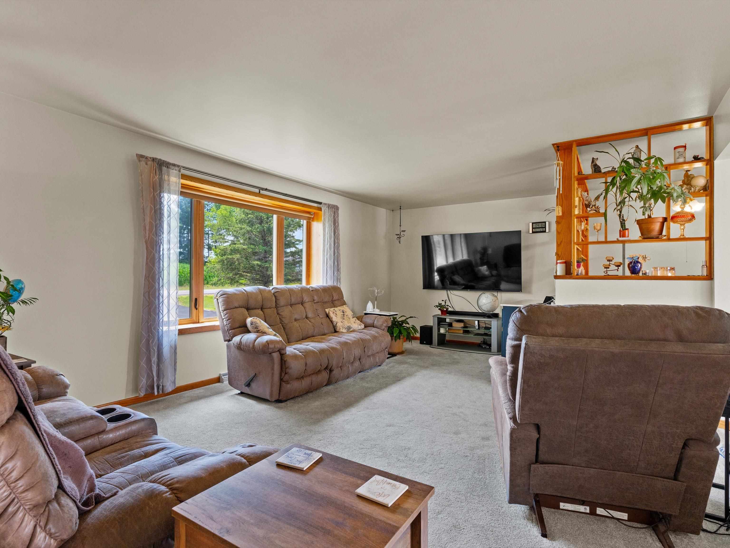 7590 County Road Y Property Photo 18