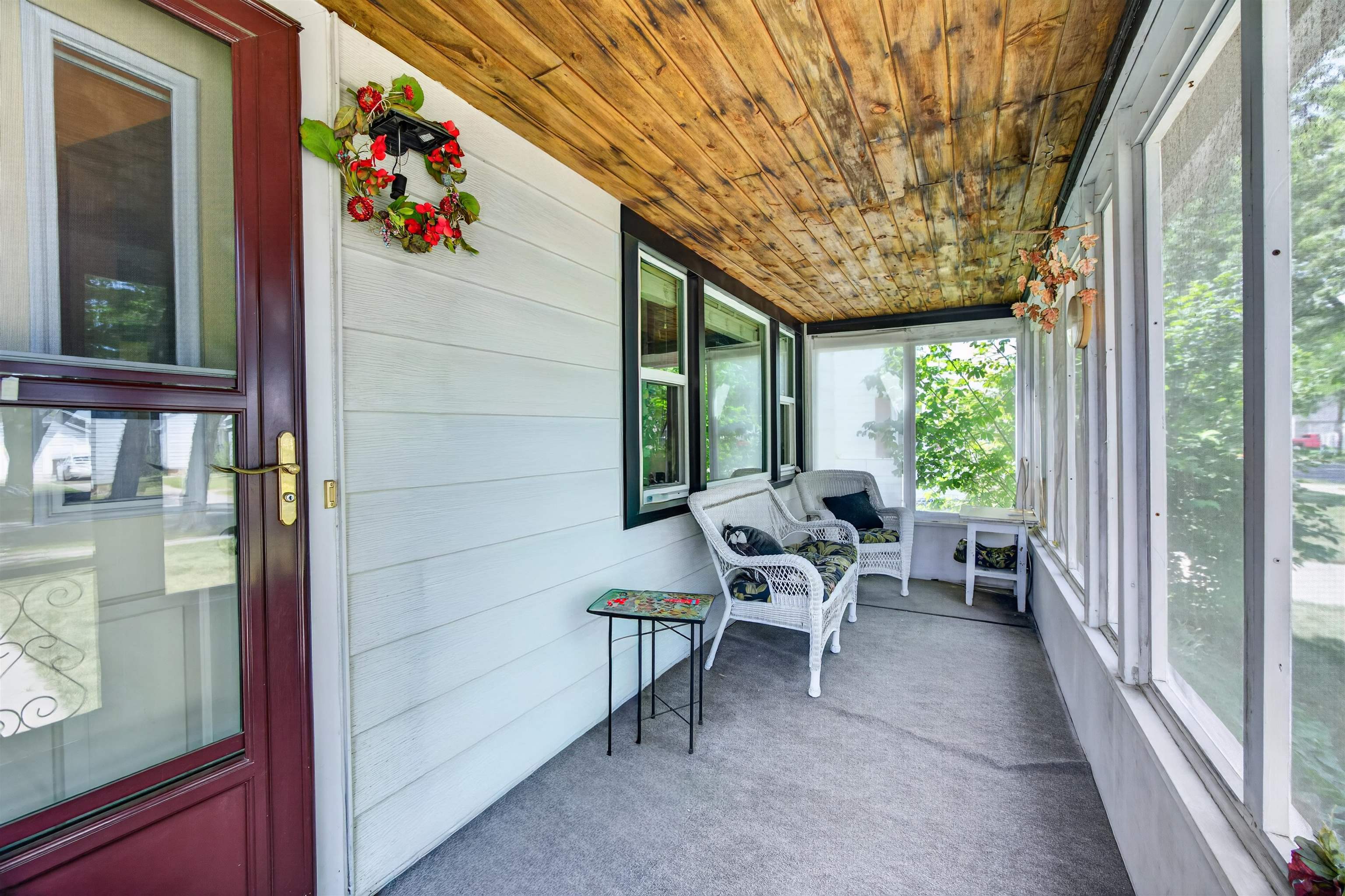 2425 Simonis Street Property Photo 3