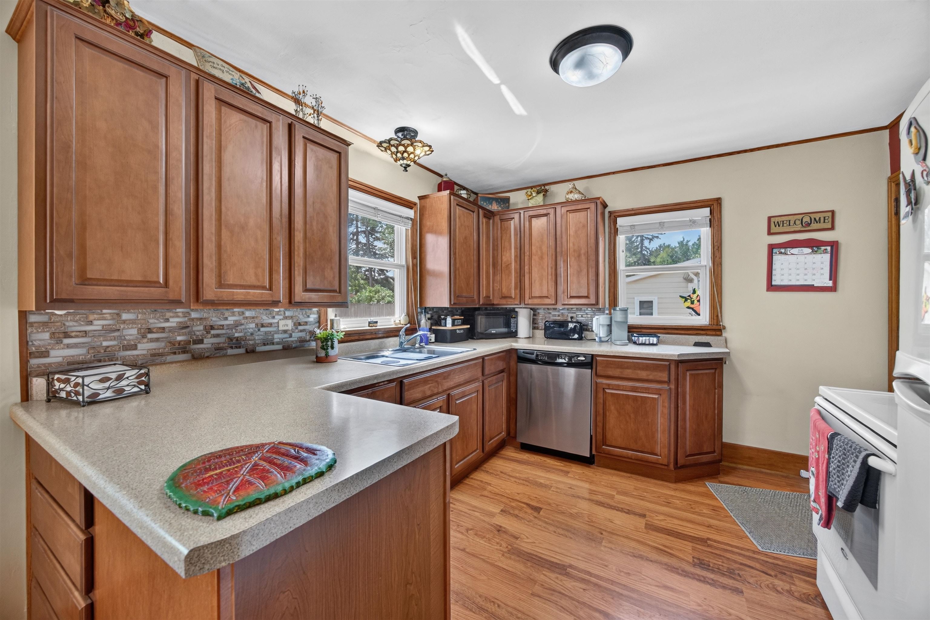 2425 Simonis Street Property Photo 14