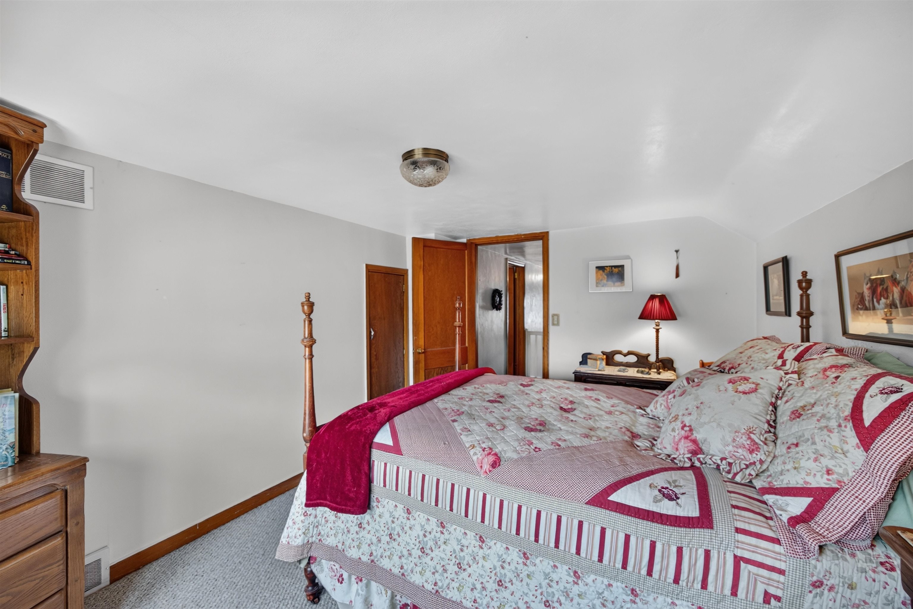 2425 Simonis Street Property Photo 18
