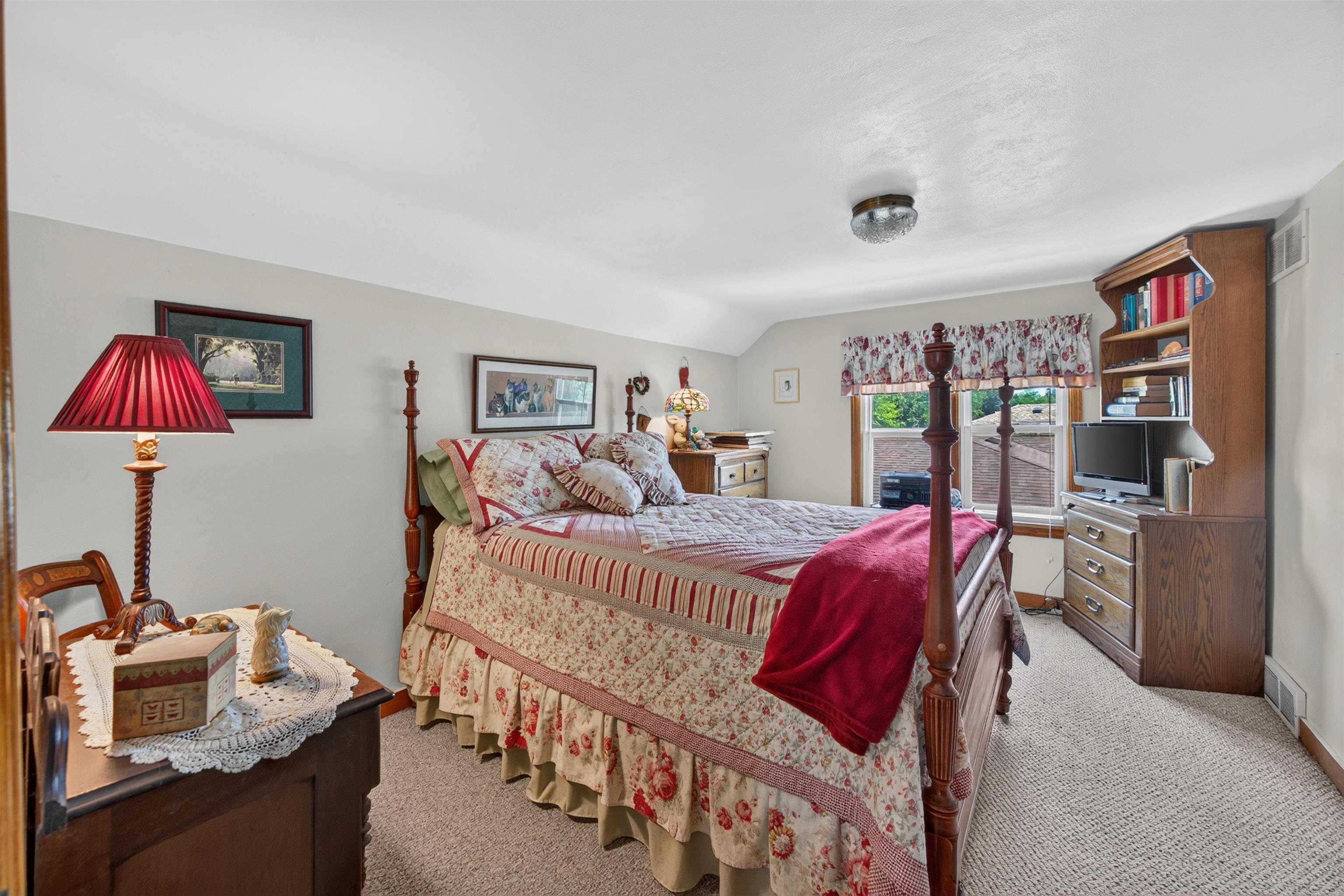 2425 Simonis Street Property Photo 19