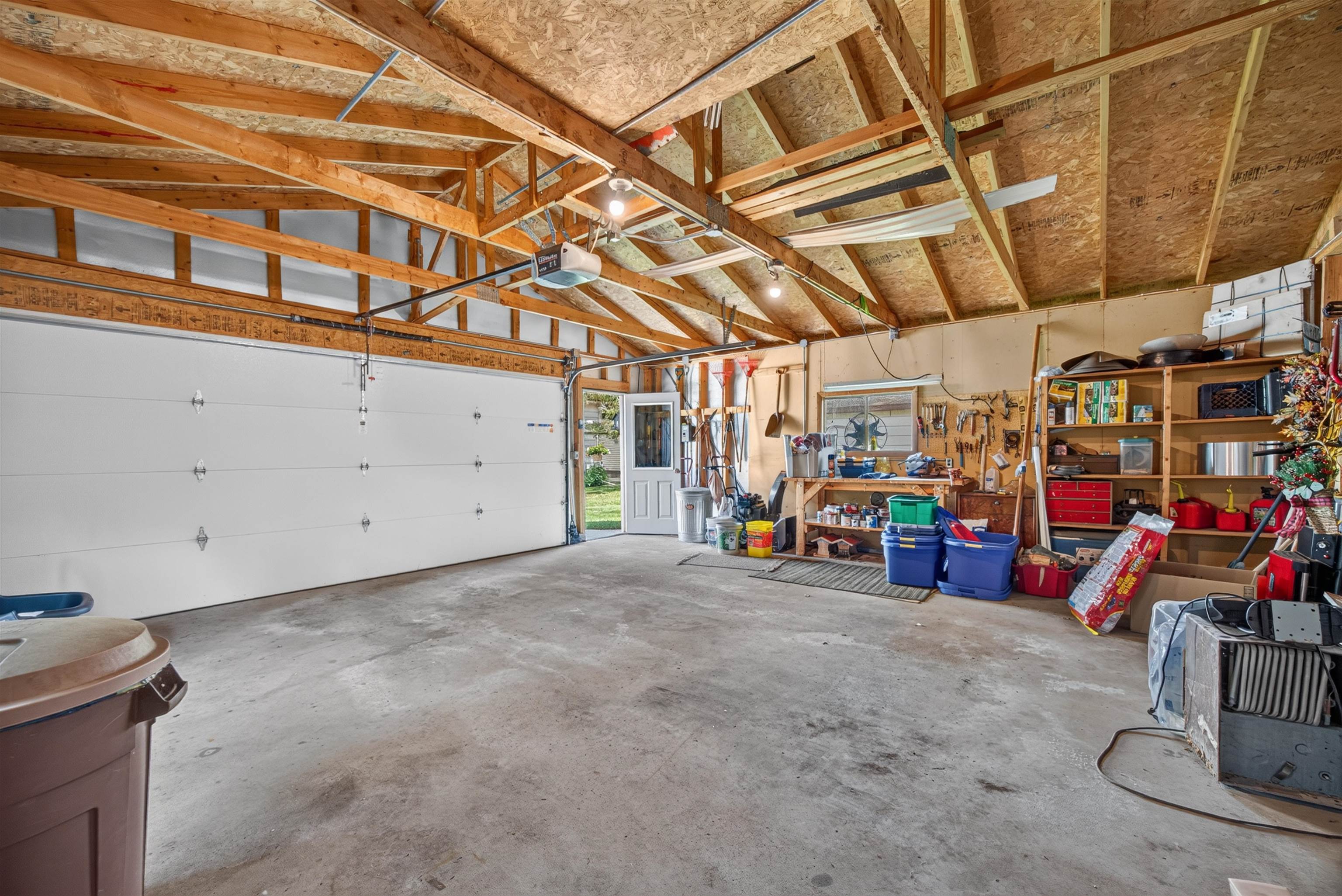 2425 Simonis Street Property Photo 35