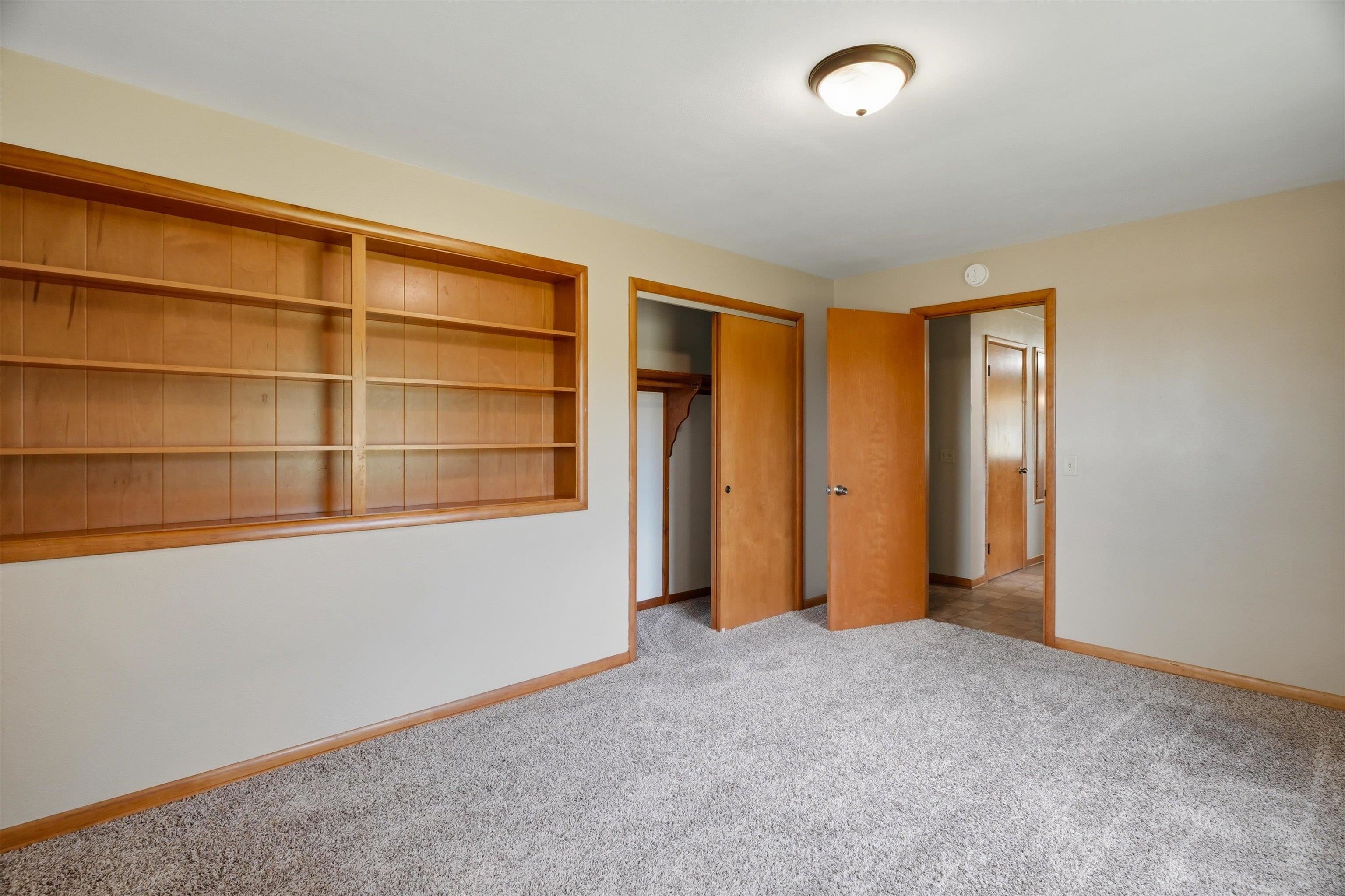 1412 N Oak Avenue Property Photo 13