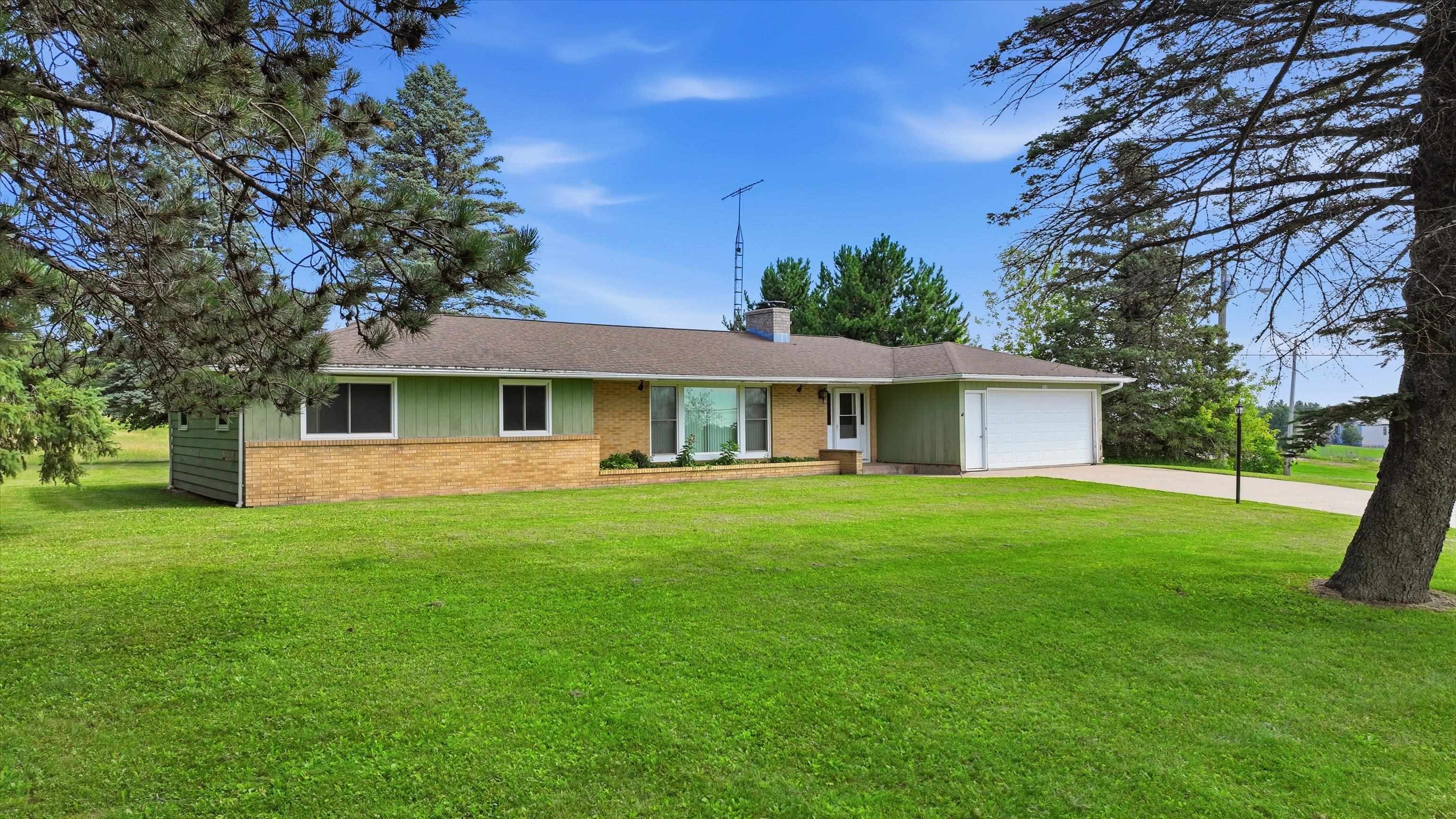 1412 N Oak Avenue Property Photo 28