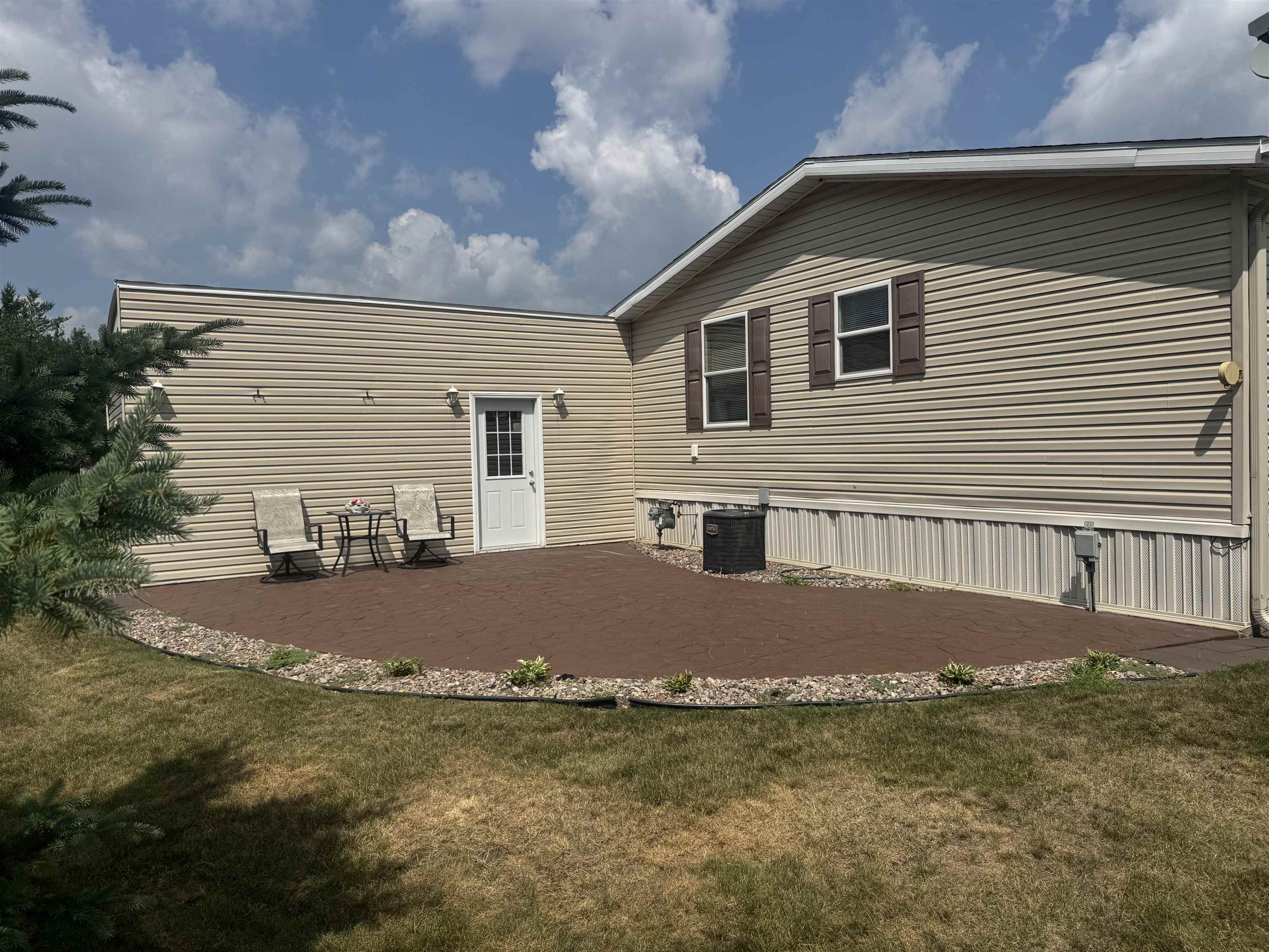 8311 S State Highway 13 Property Photo 2