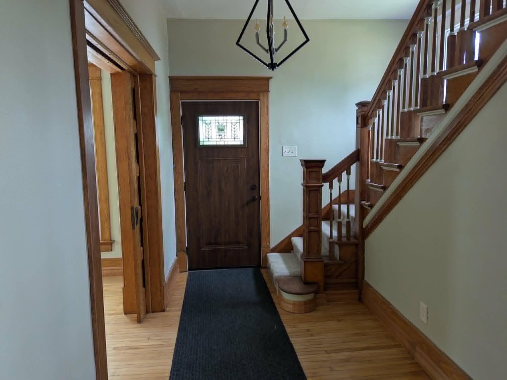 201 W 4th Street Property Photo 28