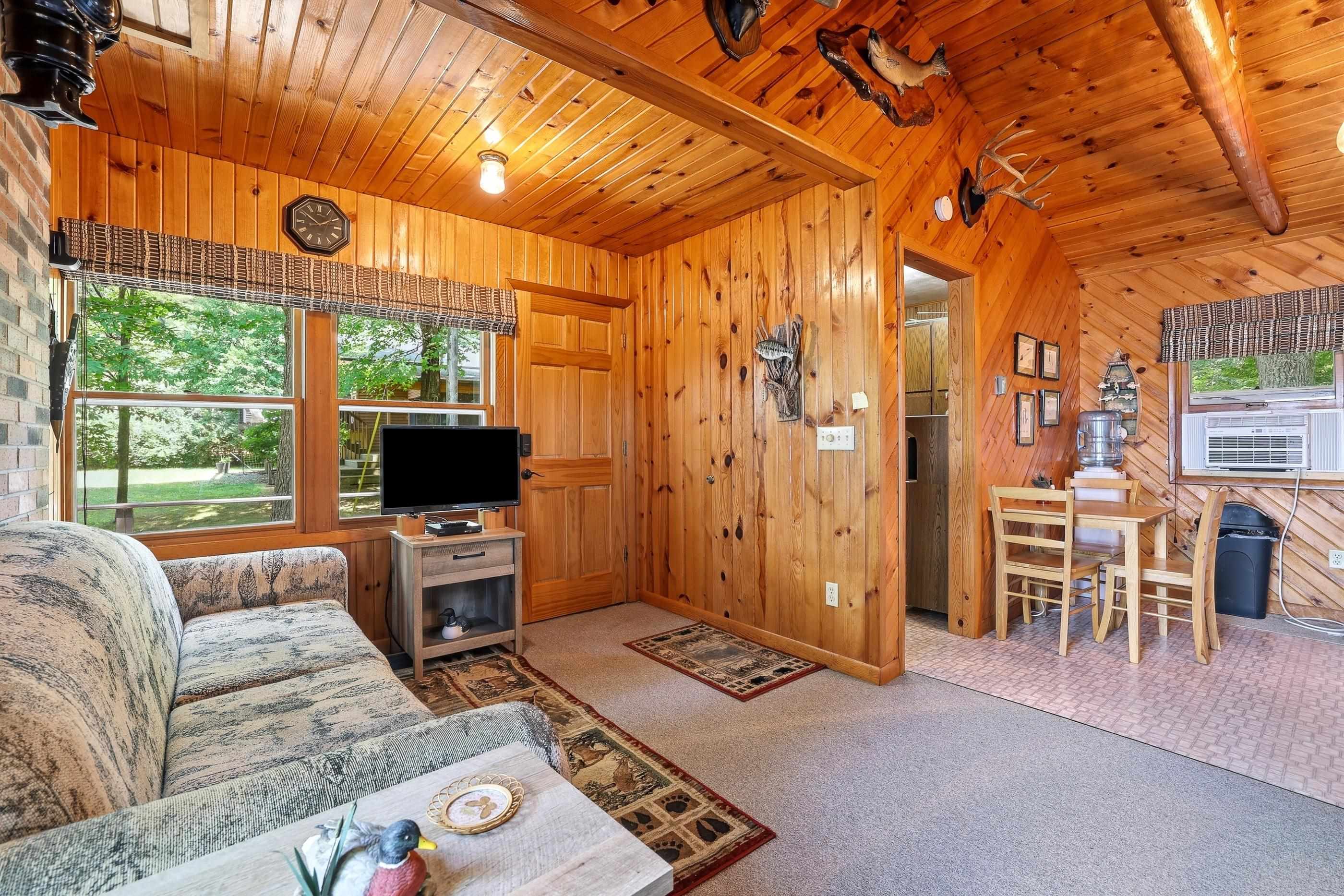 169818 Waters Edge Drive Property Photo 32