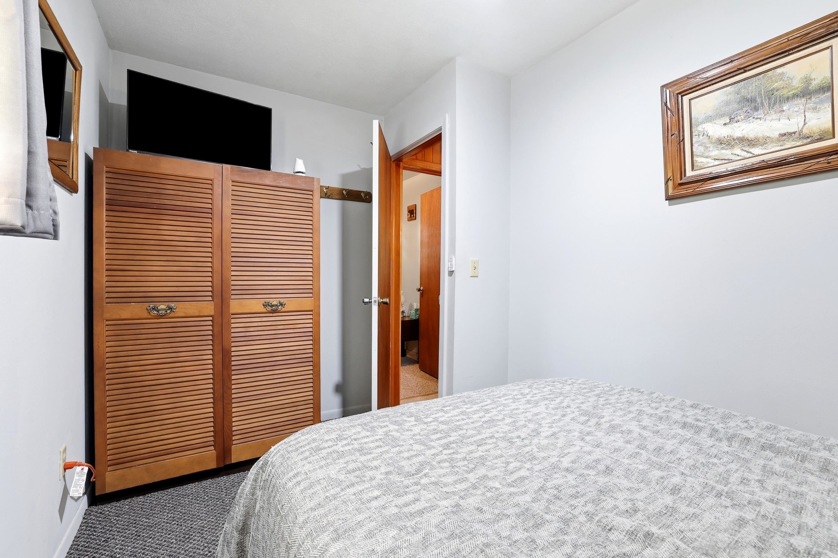 169818 Waters Edge Drive Property Photo 47