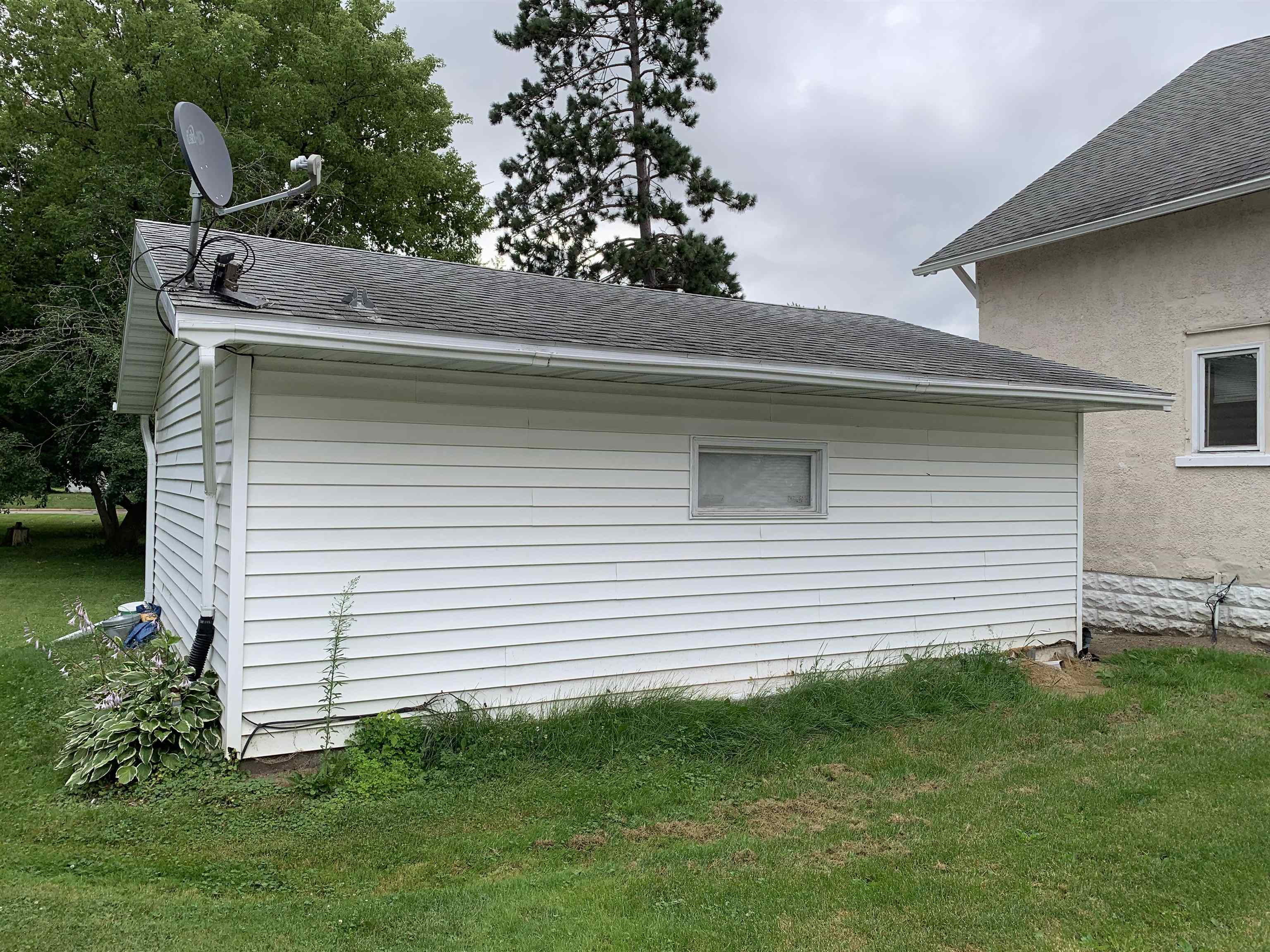 1012 7th Avenue Property Photo 7