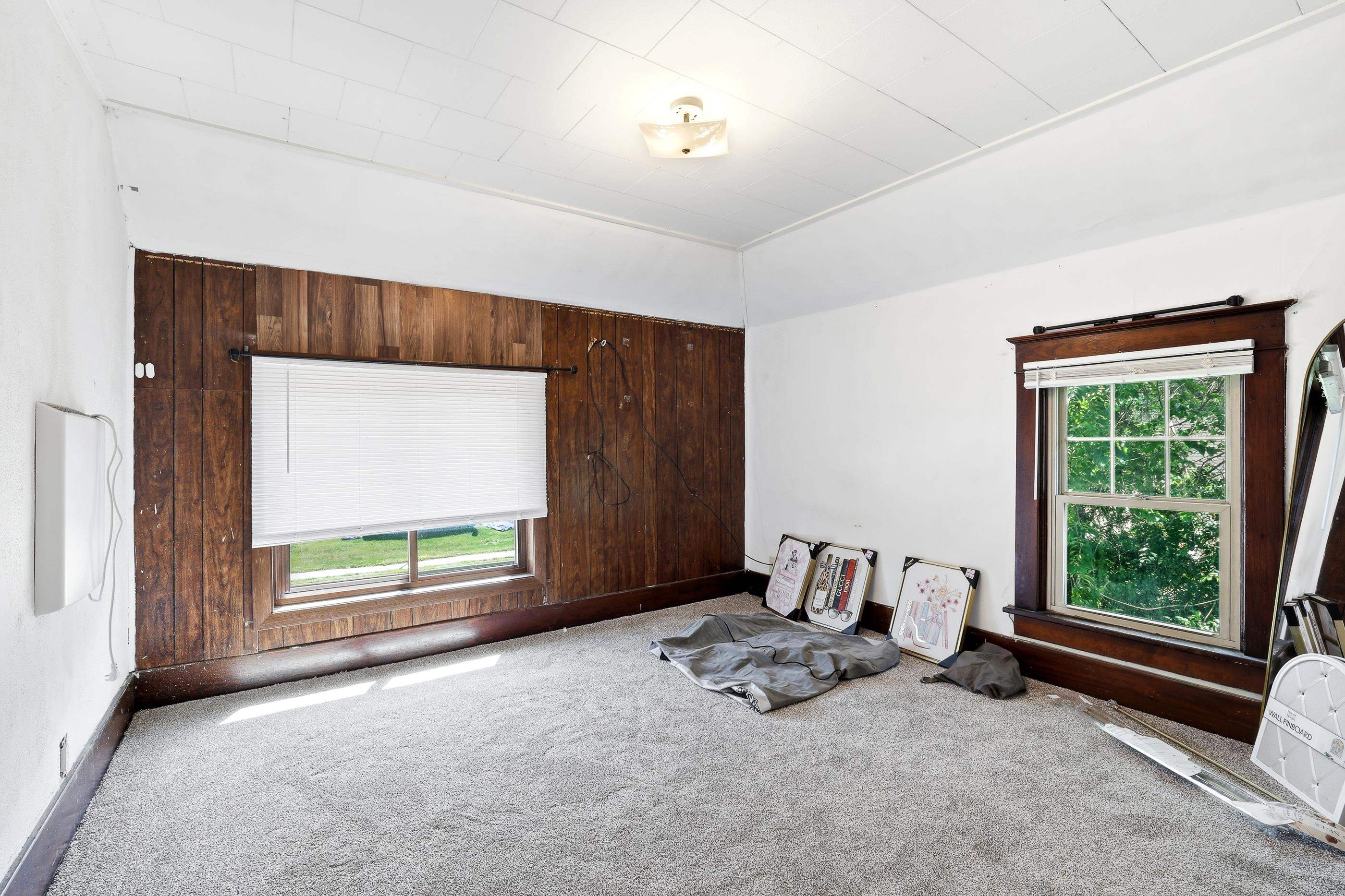 1632 Division Street Property Photo 32