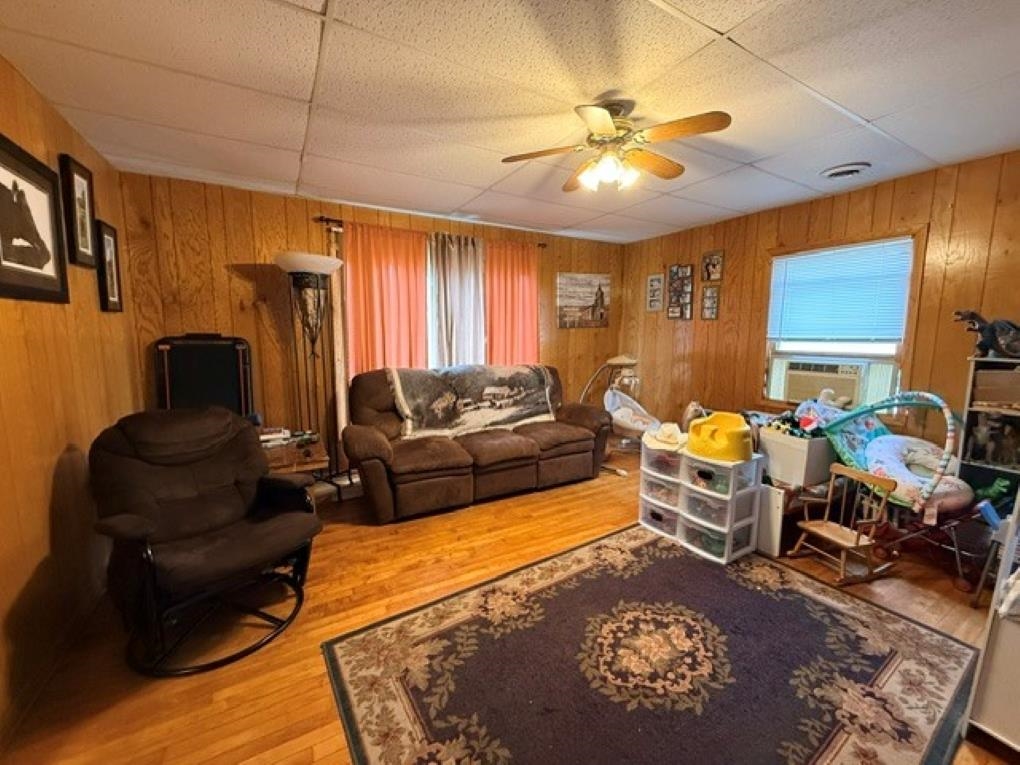 1802 W 1st Street Property Photo 5